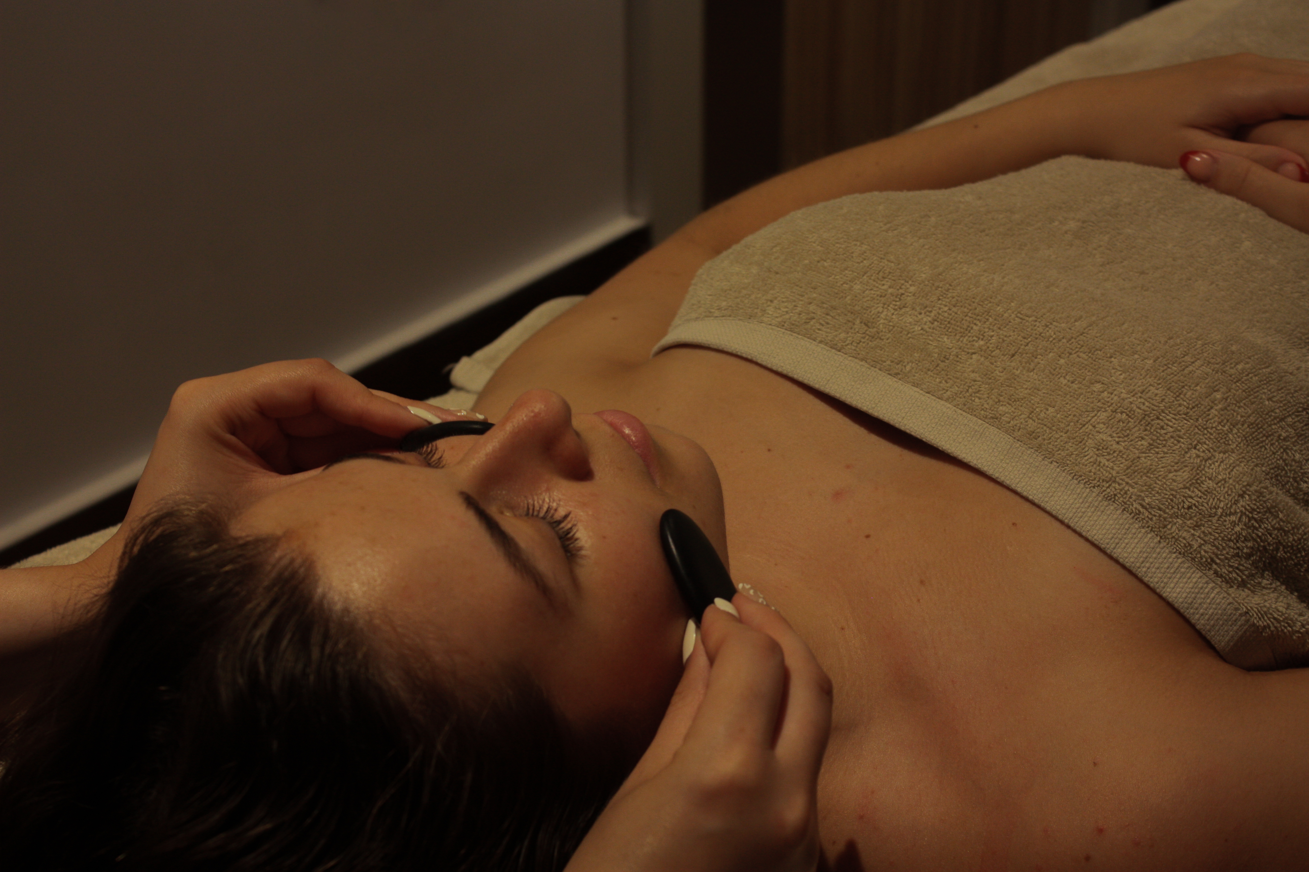 Caudalie Vinoperfect Facial | 60 Minutes