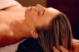 The Signature De-stress Scalp Massage