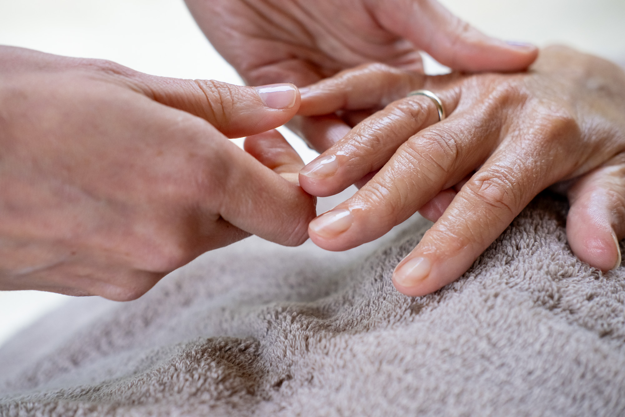 Hand On Heart 50 Minutes