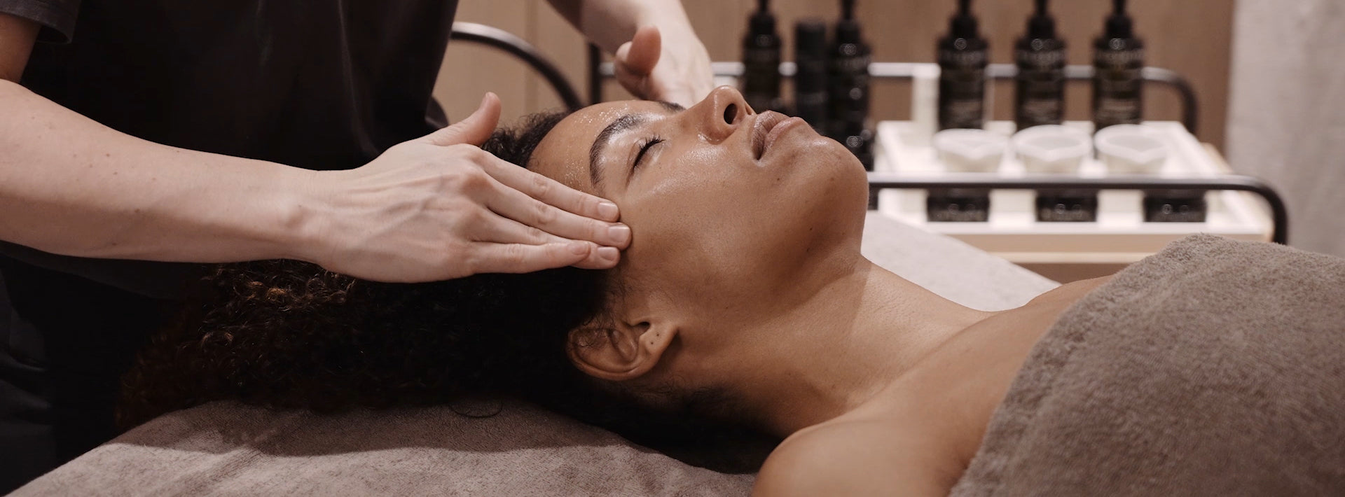 Wildsmith Regenerative Radiance Facial | 1 Hour