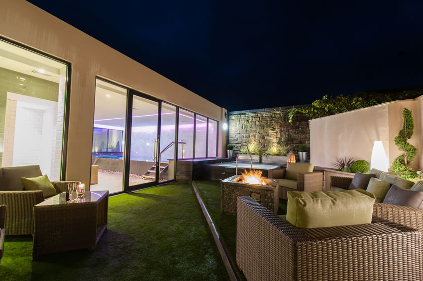 Indulgence | Friday - Sunday