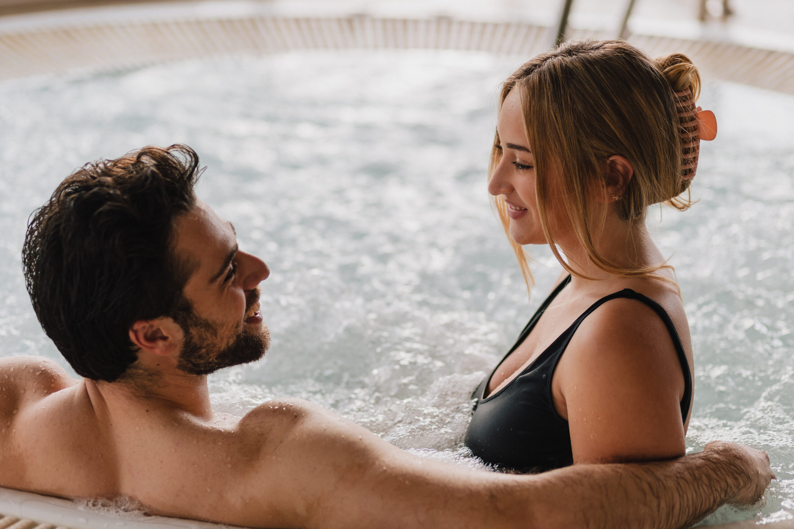 Cleopatra Milk Bath | 25 Minutes