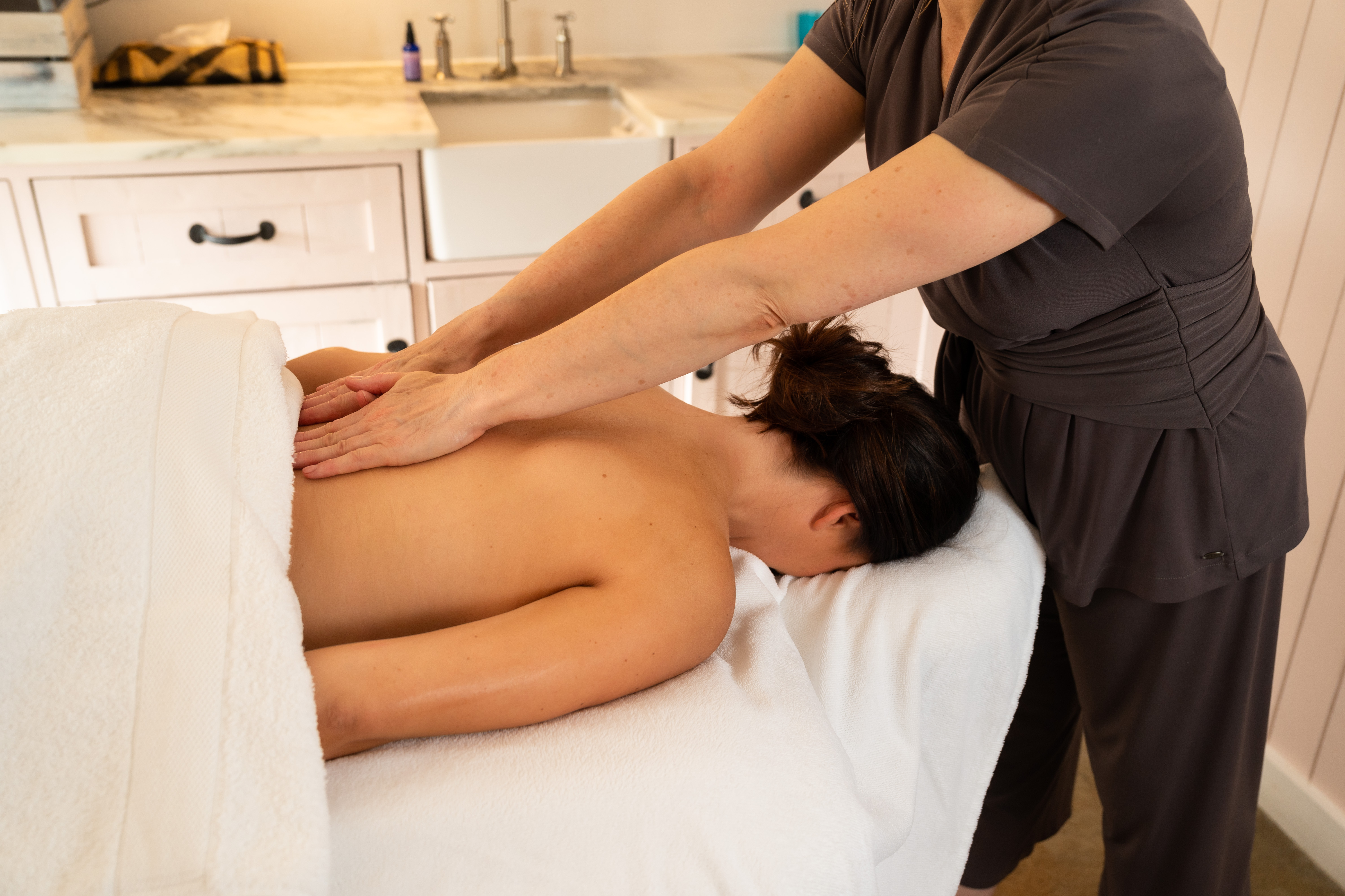 B Strong Deep Tissue 