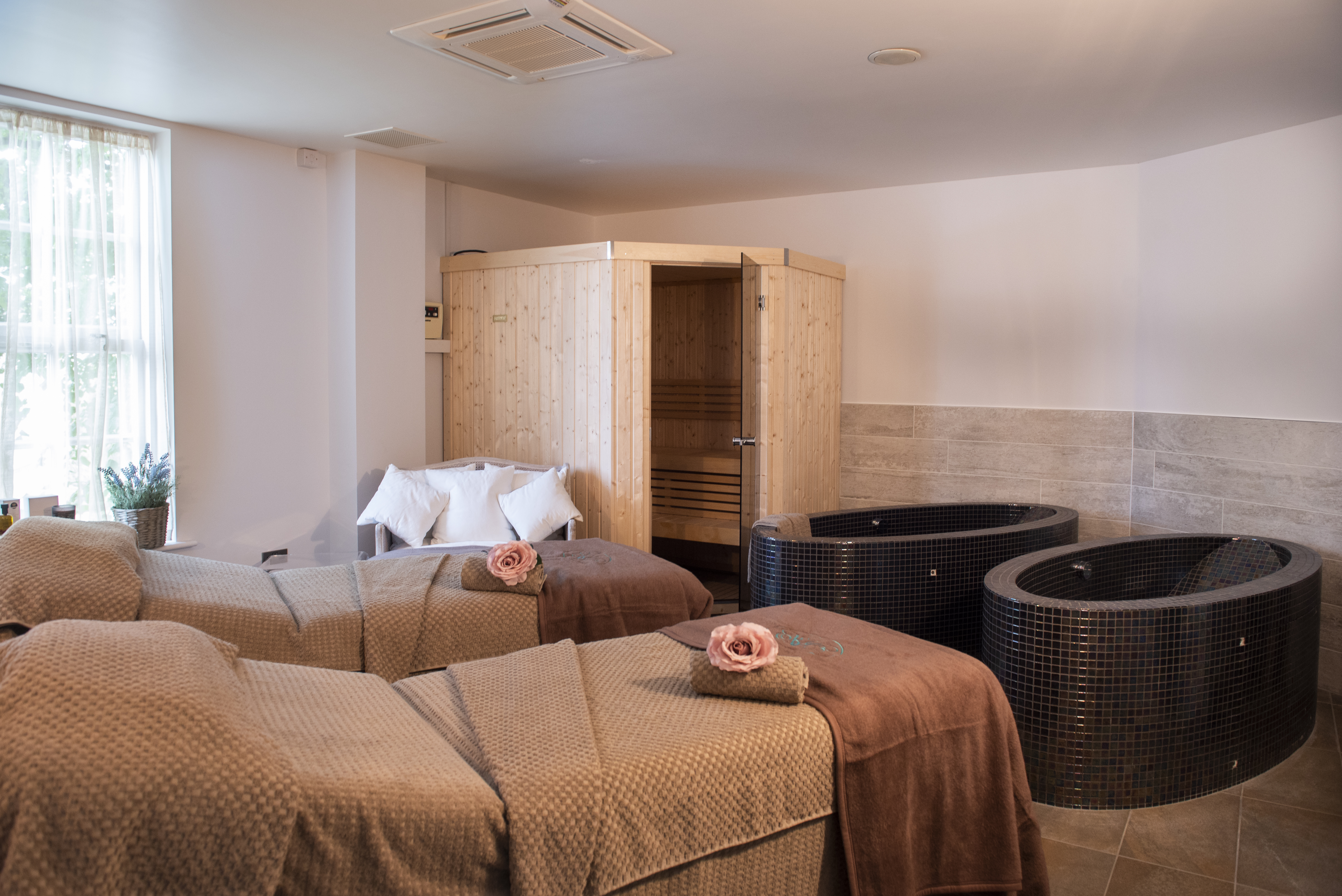 The Ultimate Odyssey Midweek for Two | Monday - Thursday