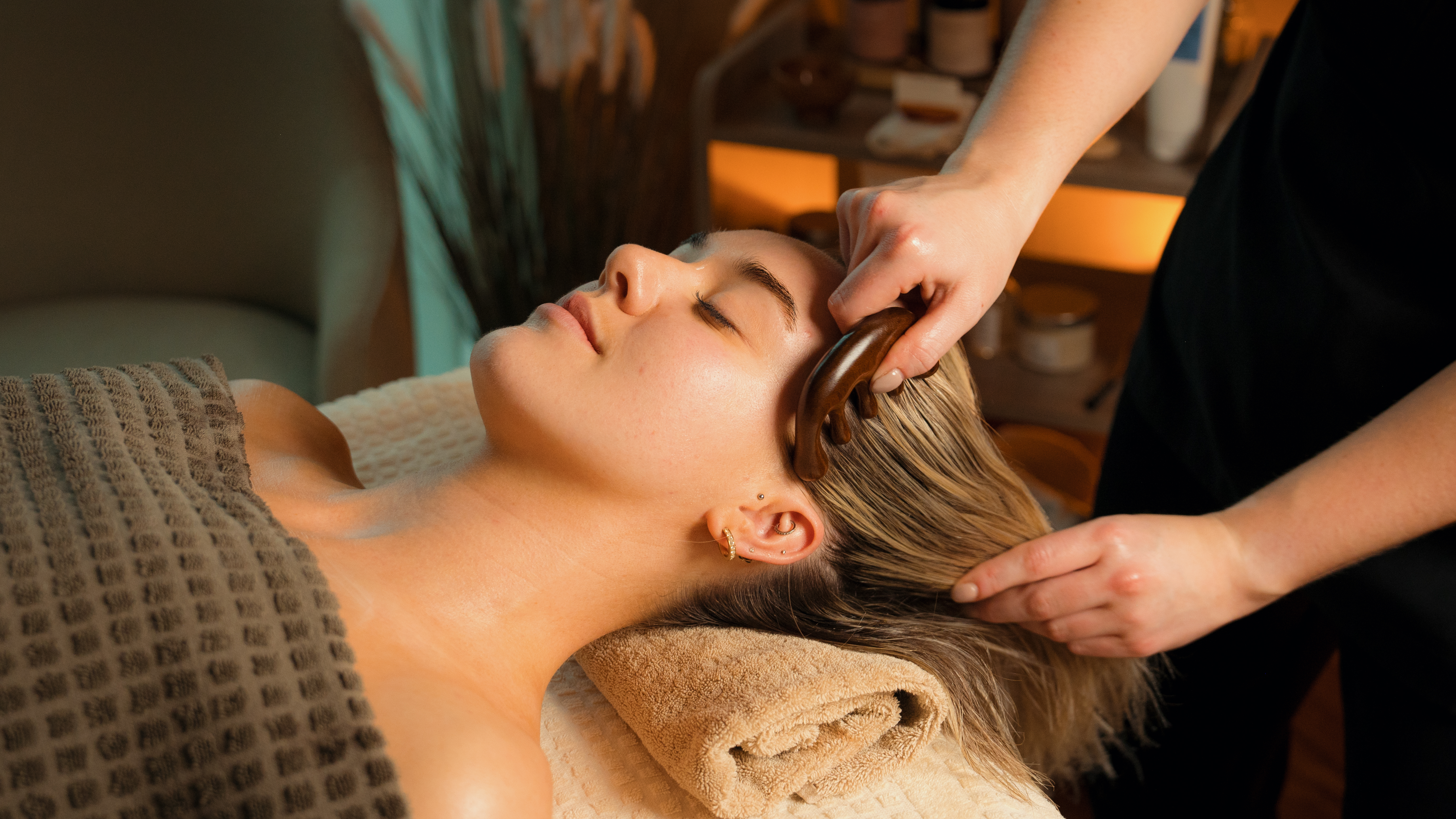 The Barróg Calming Ritual (oncology massage)