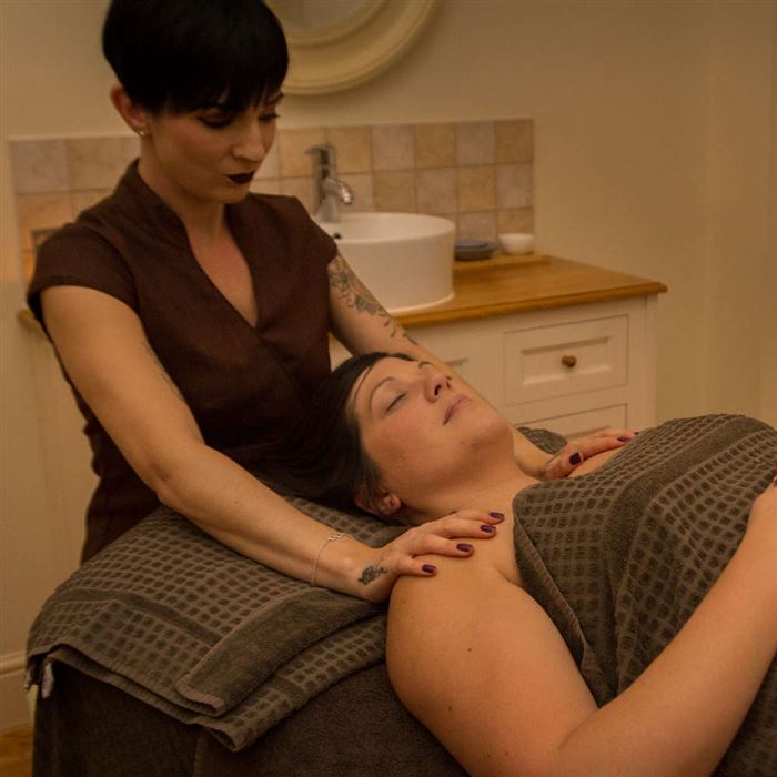 Pinks Boutique Power Massage | 90 Minutes