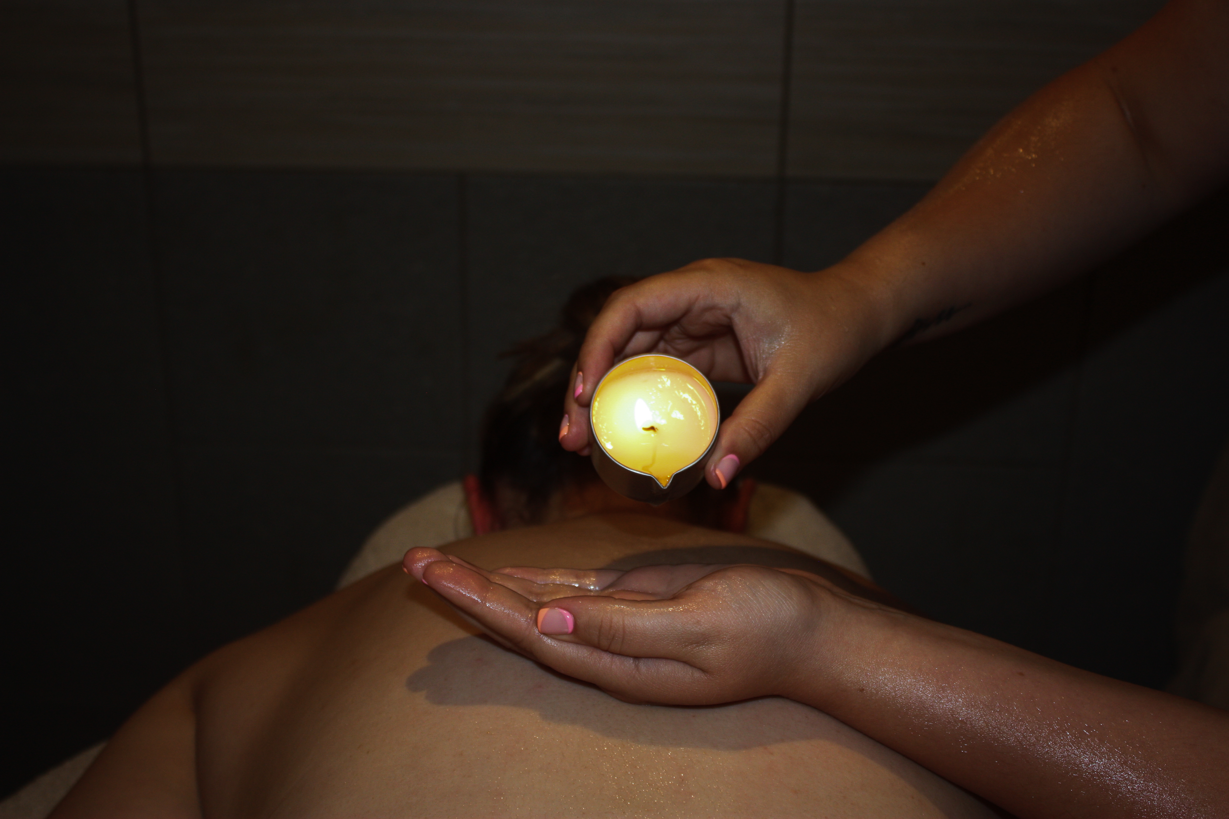 Warm Candle Massage | 60 Minutes