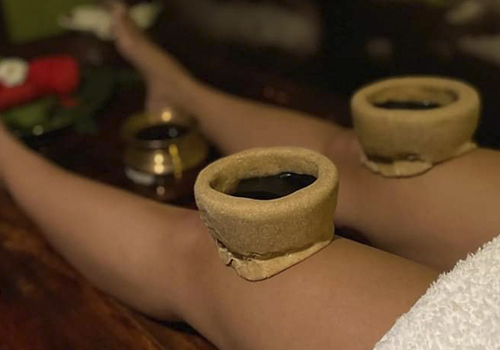 Janu Basti - Knee Treatment