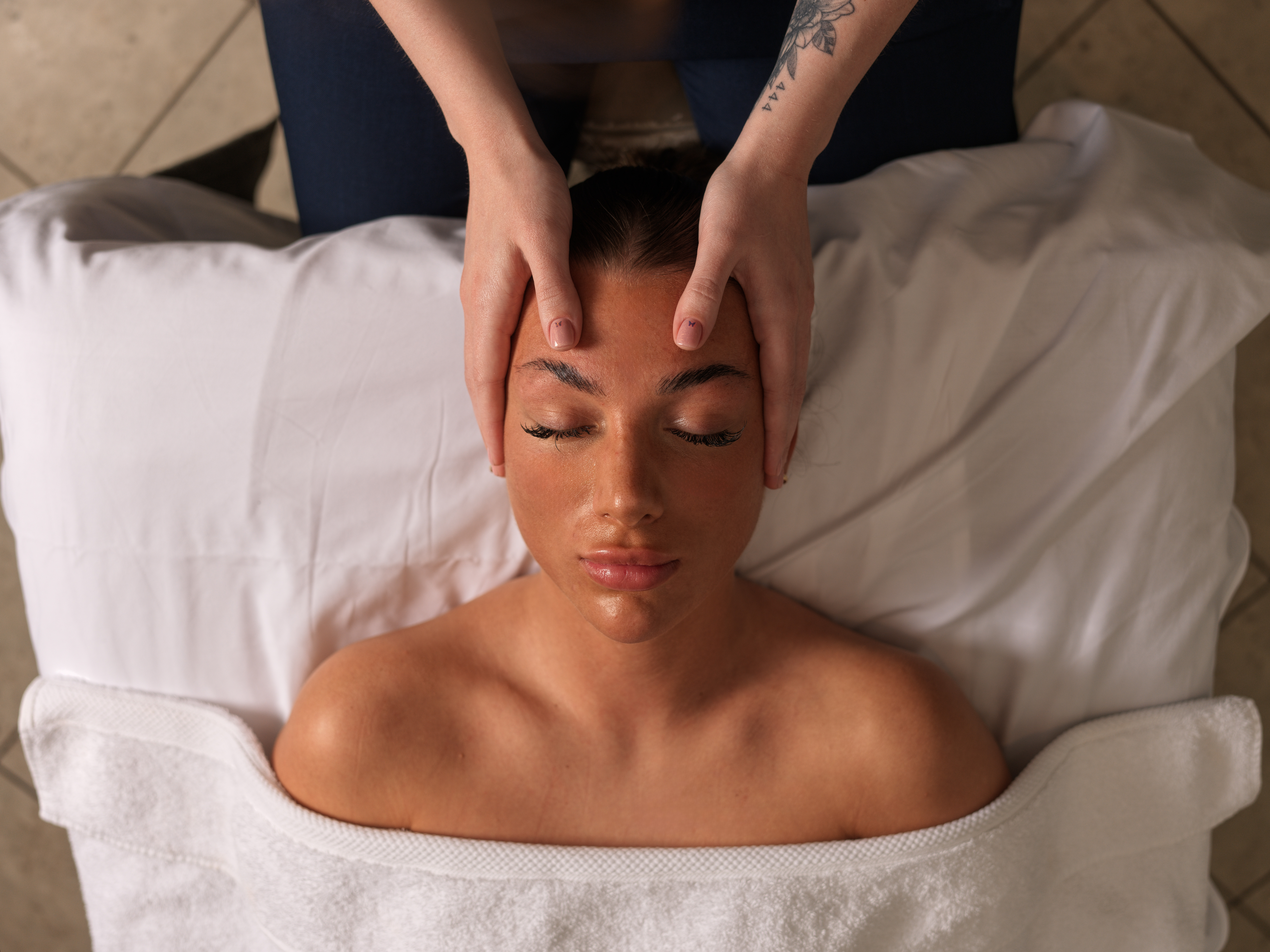 Amethyst Trust My Kinda Skin 60 Minutes