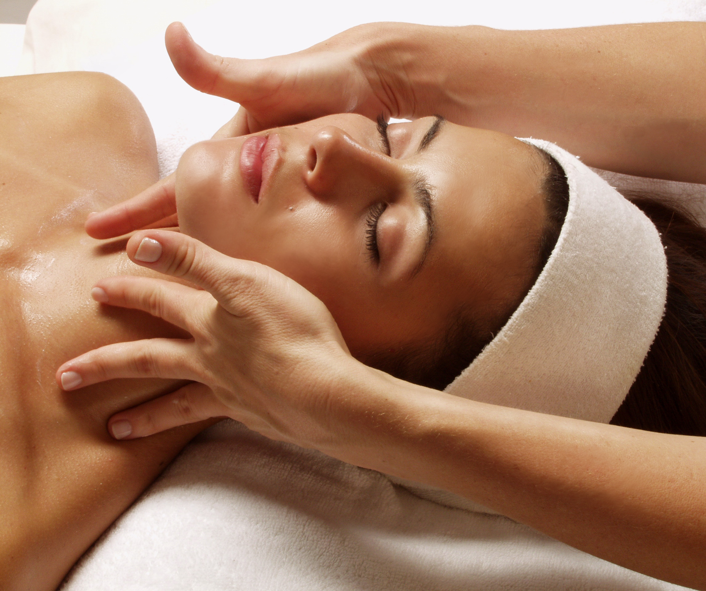 Aromatherapy Facial