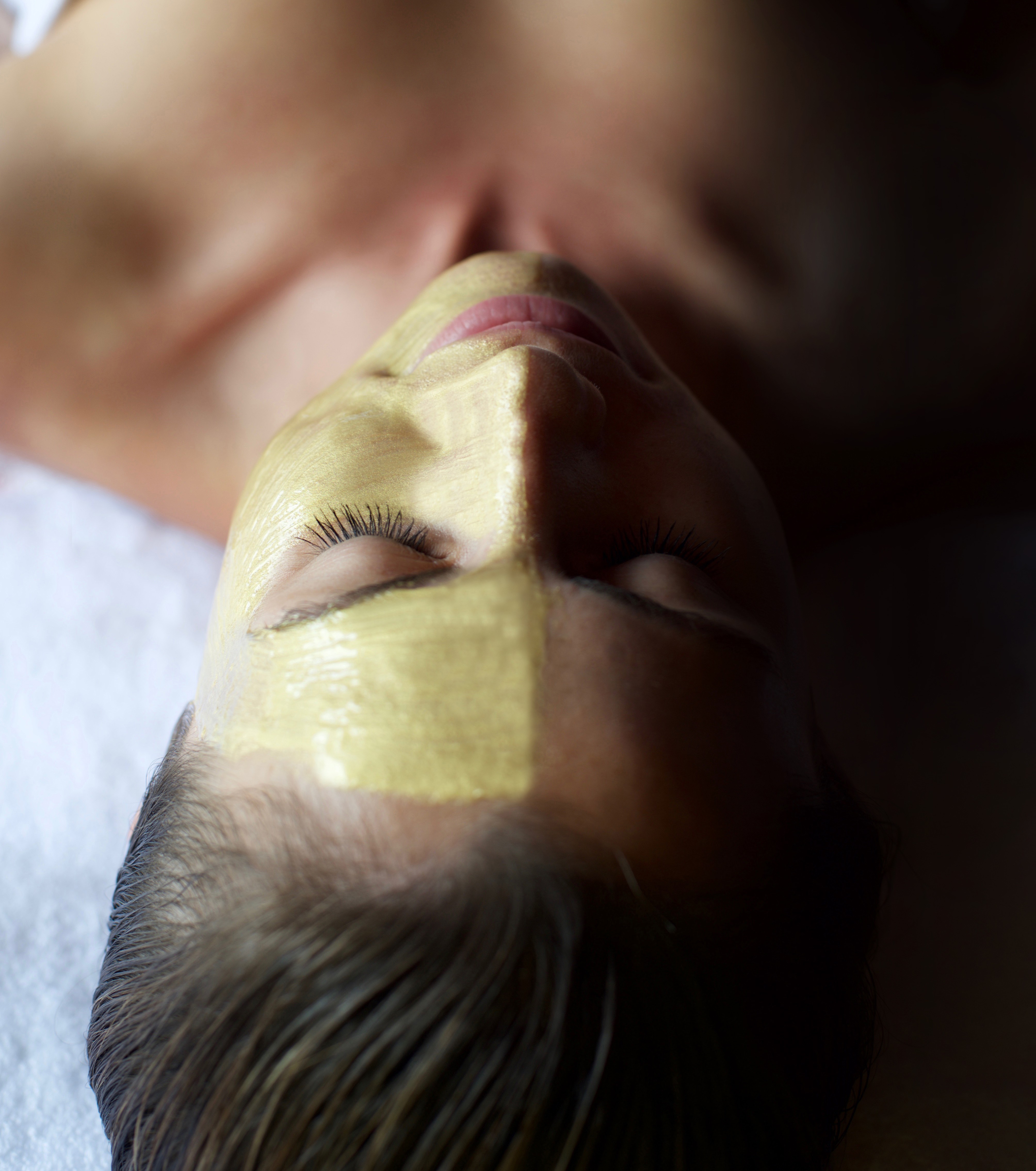 Templespa Champagne & Truffles Deluxe Facial | 60 Minutes