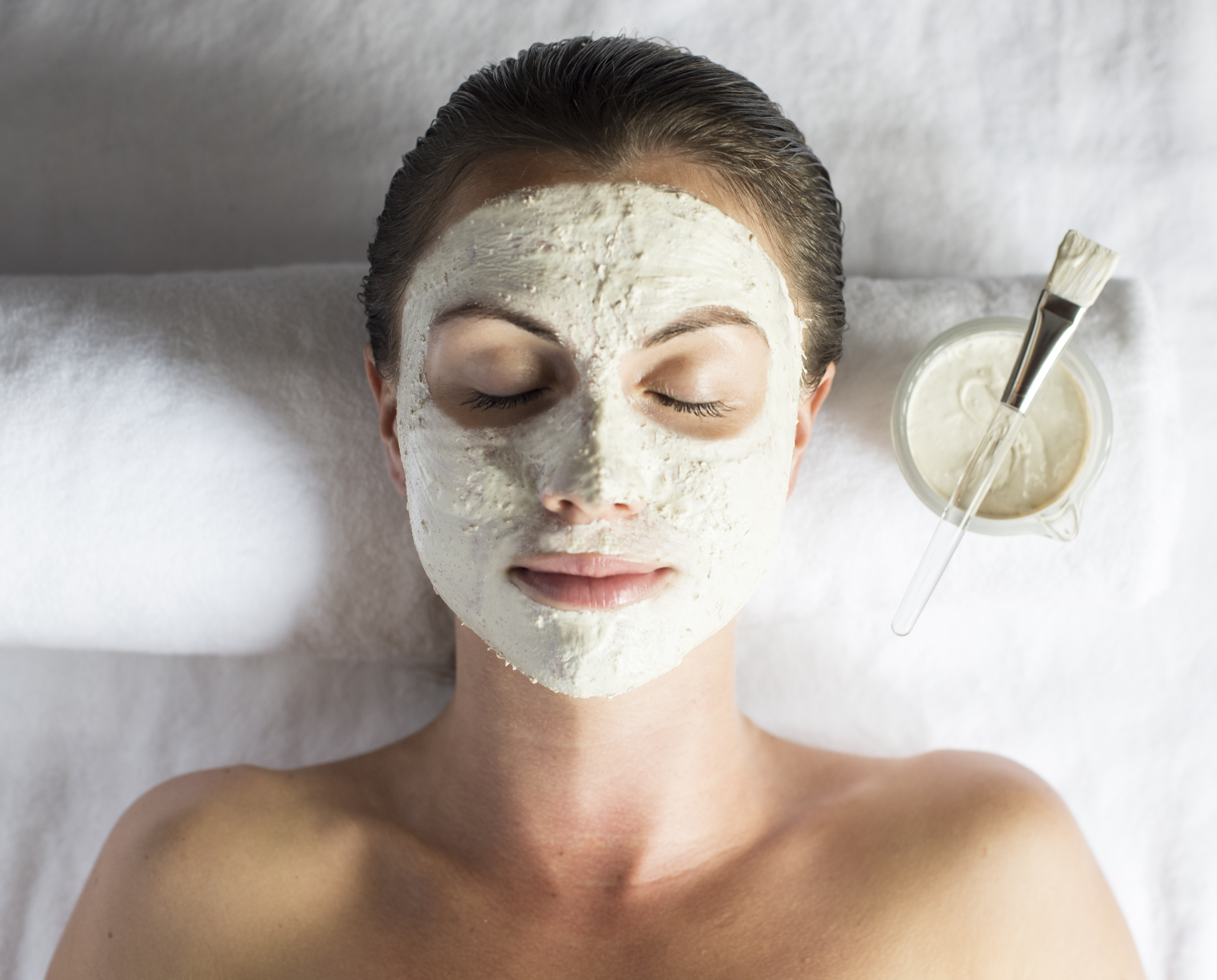 TEMPLESPA | Champagne & Truffles: Lift and Firm Facial | 60 Minutes