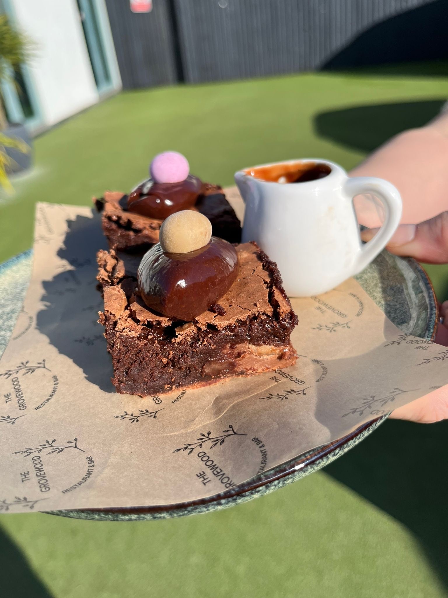 Egg-stra Indulgent Spa Pod Session