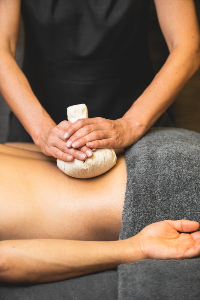 Gaia Poultice Massage 60 Mins