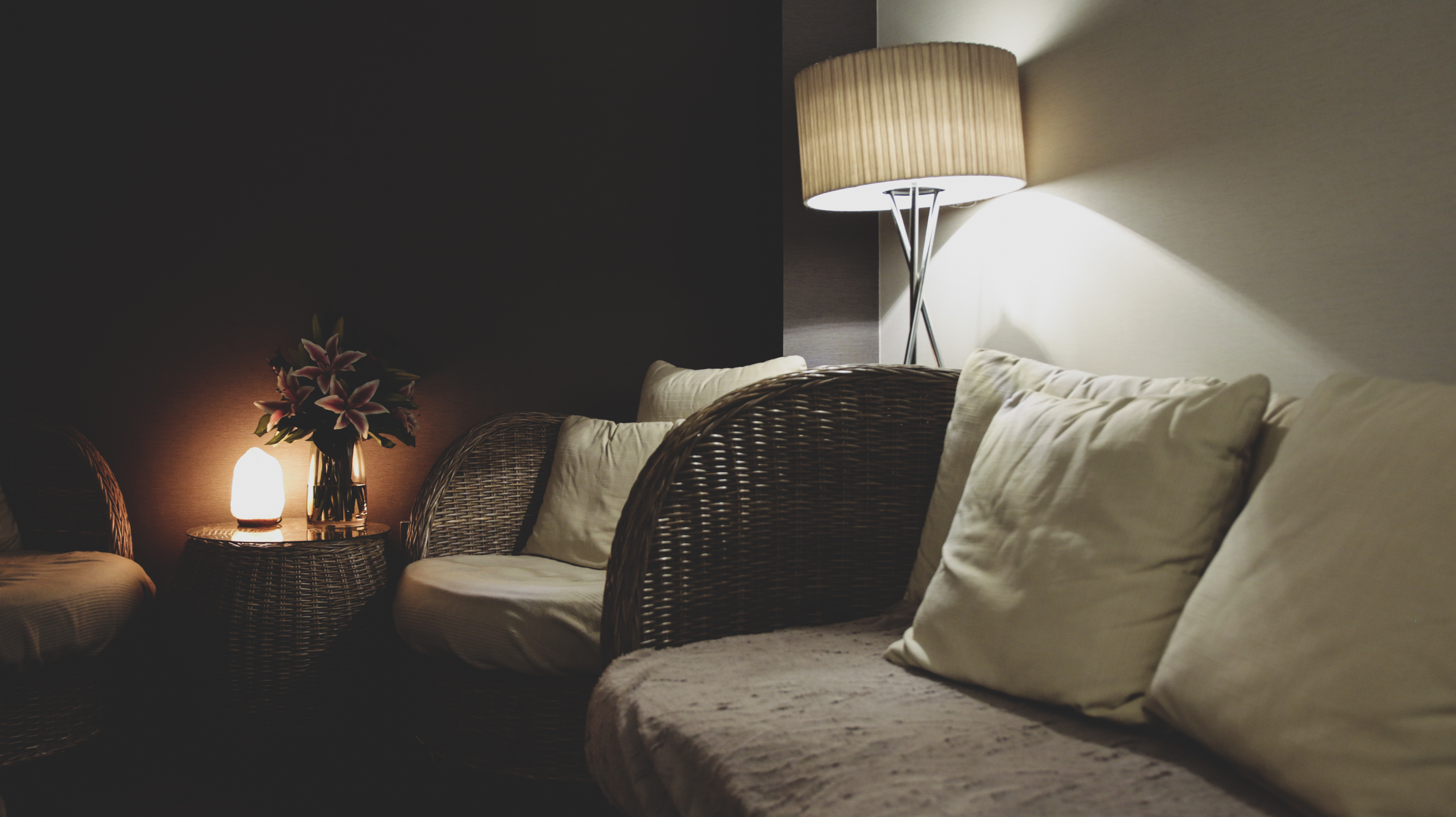 Pamper, Pizza & Prosecco