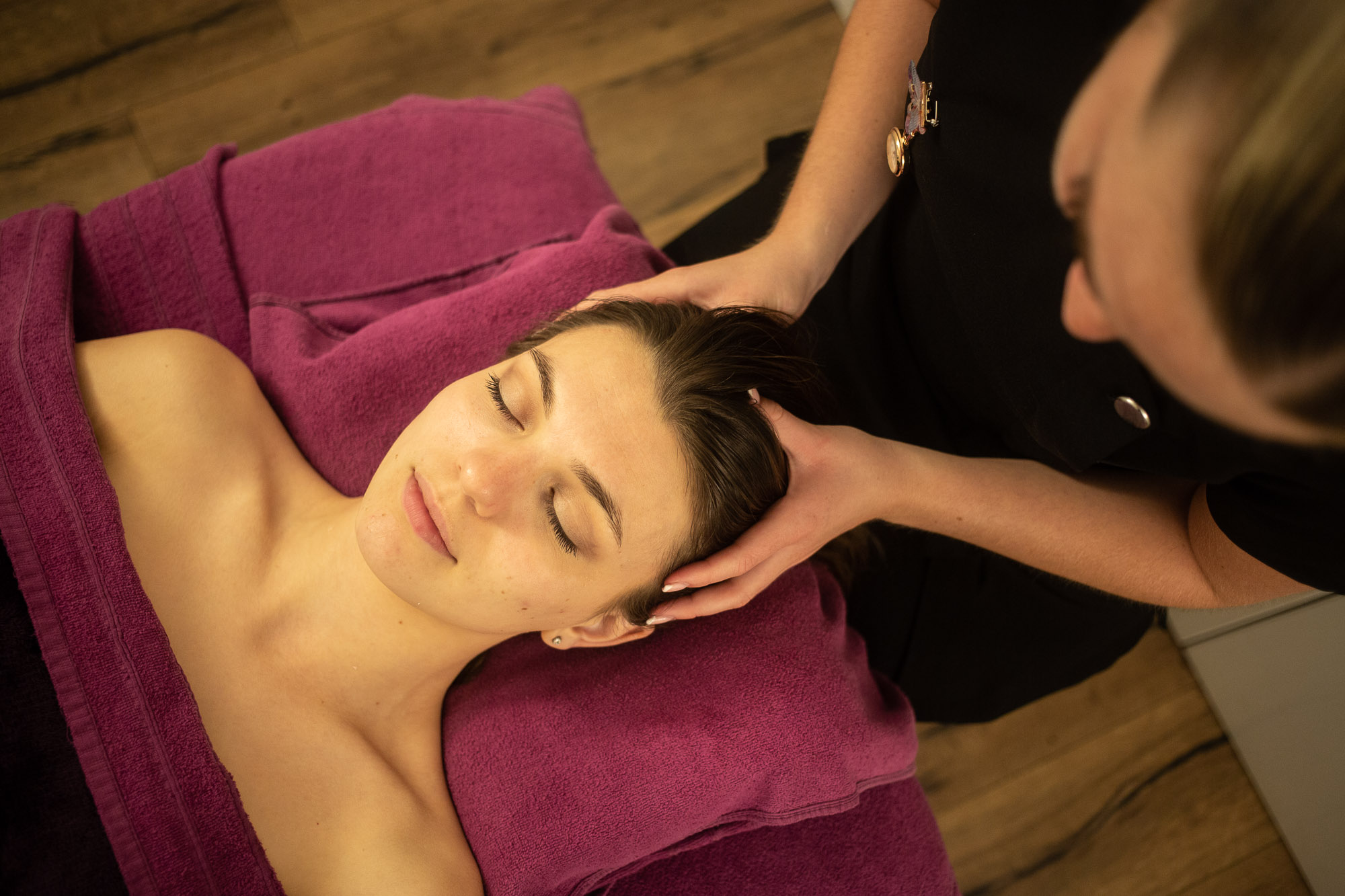 D-Vine Back,Face & Scalp Treatment