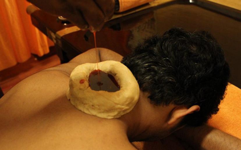 Greeva Basti - Neck Massage