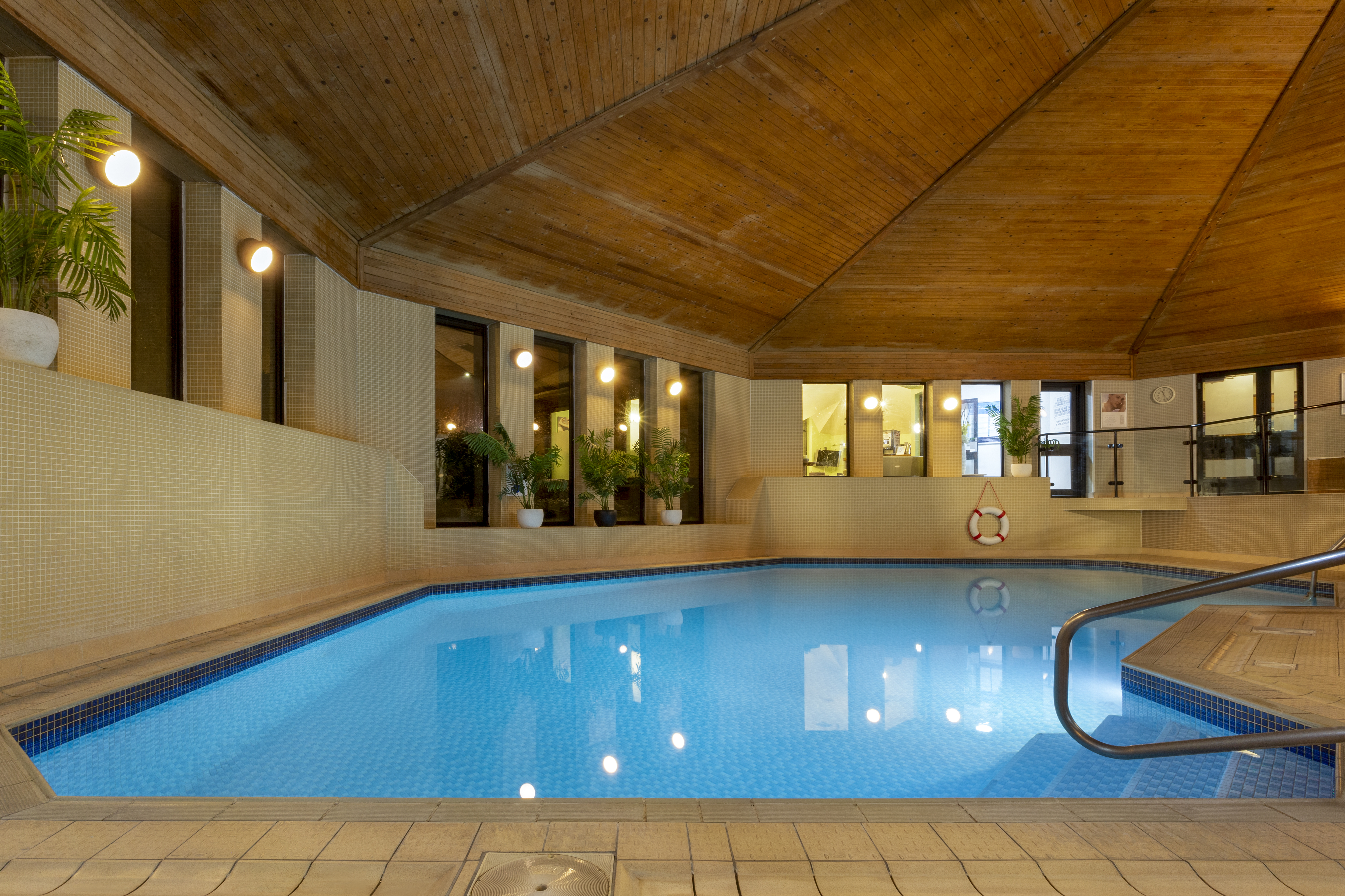 Your Indulgent Experience | Monday - Thursday