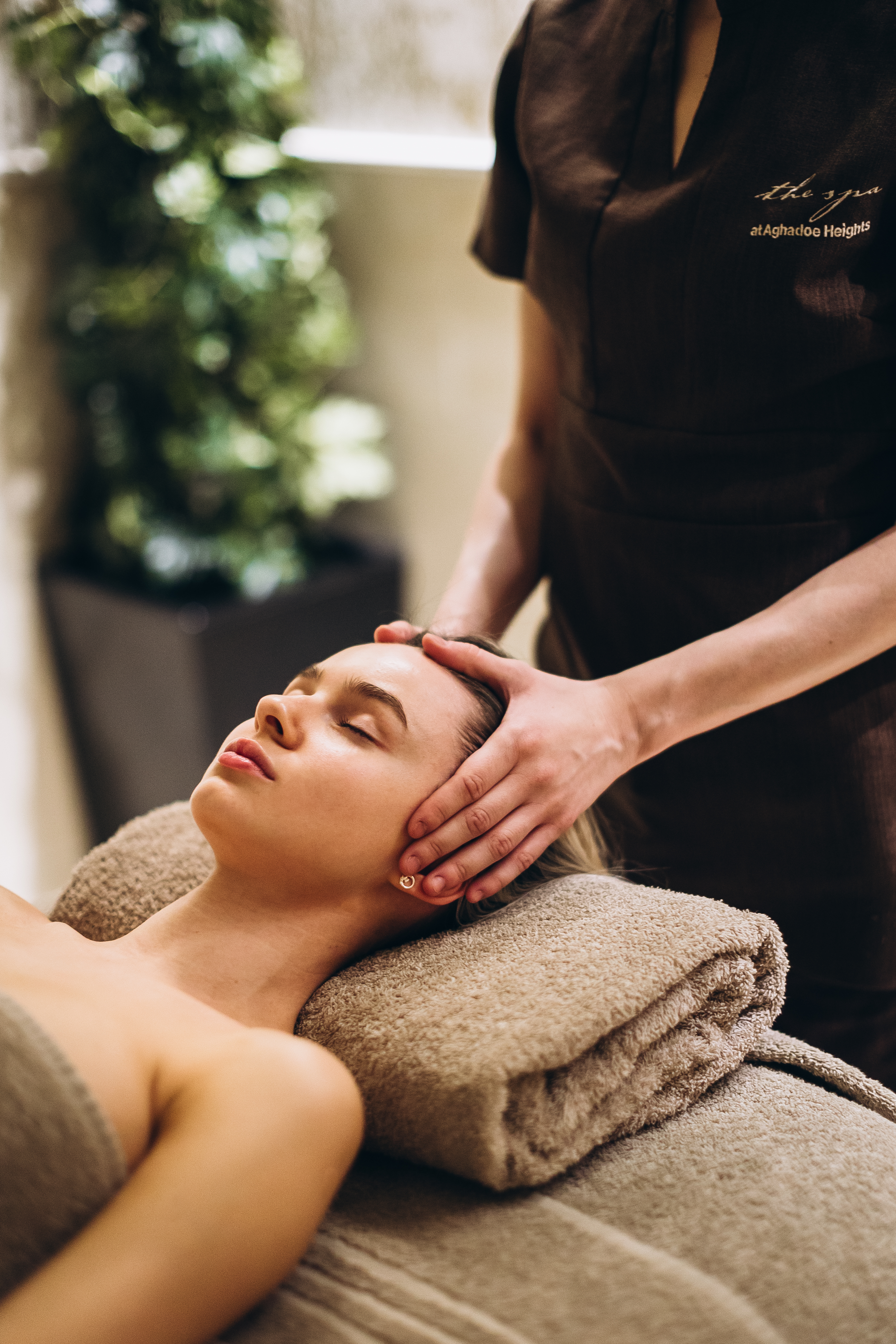 INDIAN HEAD BACK NECK AND SHOULDERS