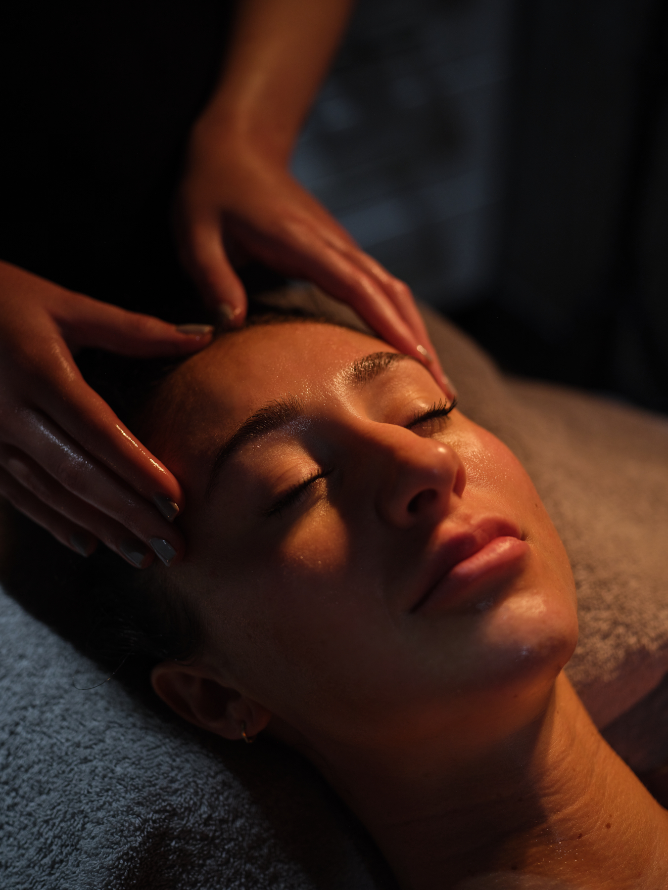 Elemis Expert Touch: Nourish Facial | 65 Minutes