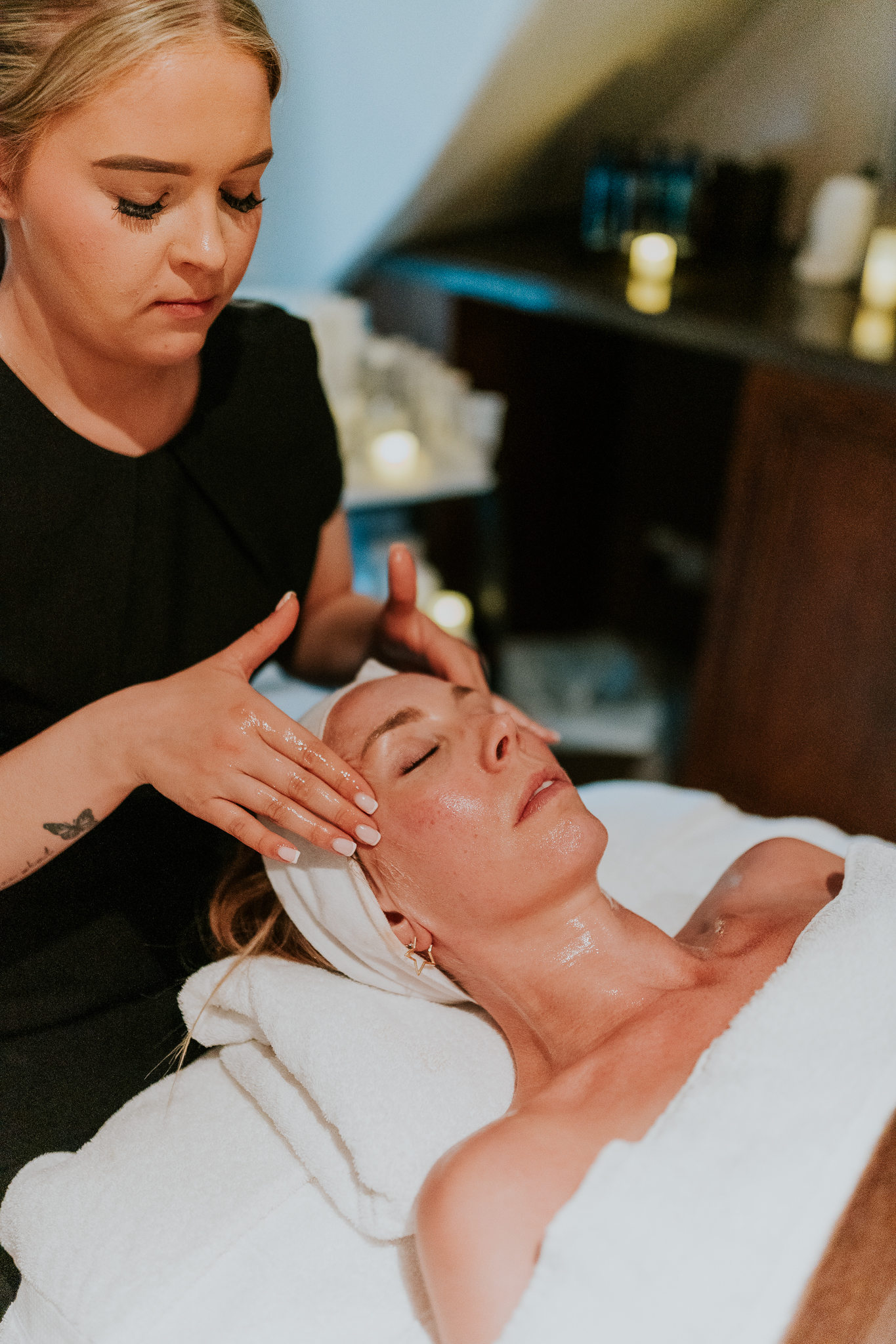 Elemis Expert™ Touch | Define Facial | 50 Minutes