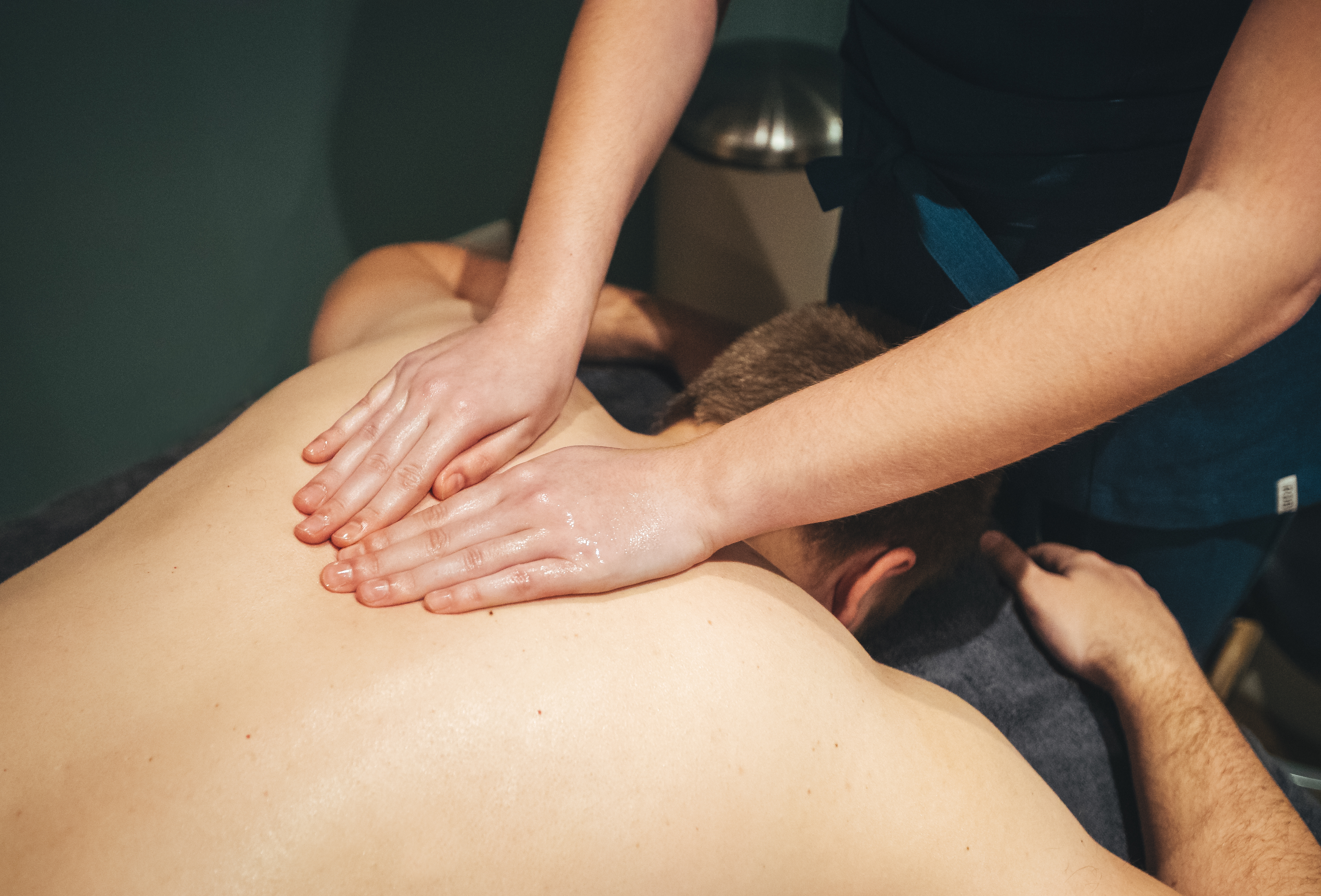 Elemis Full Body & Scalp Massage