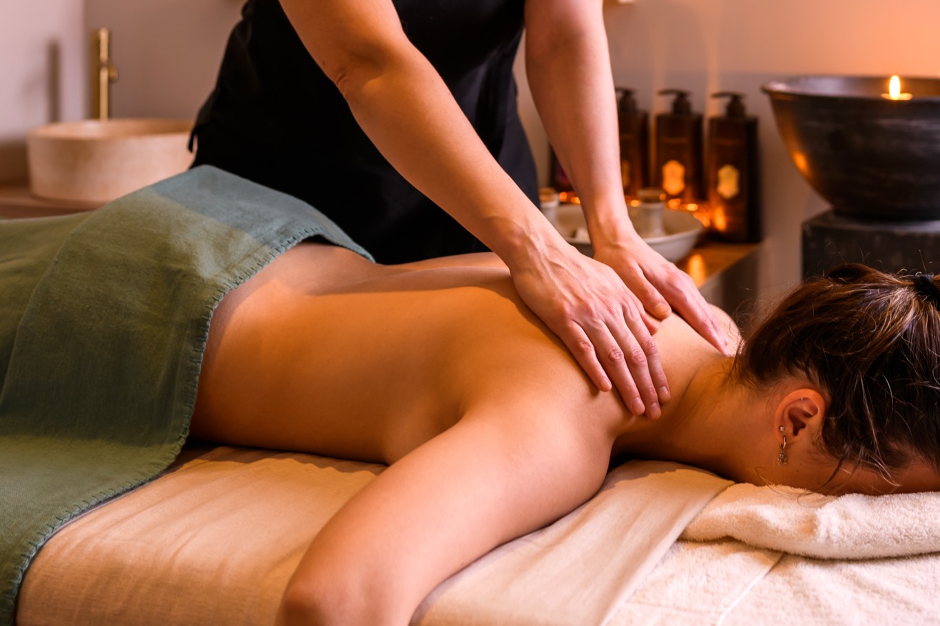 Polish & Pour | 85 Minutes