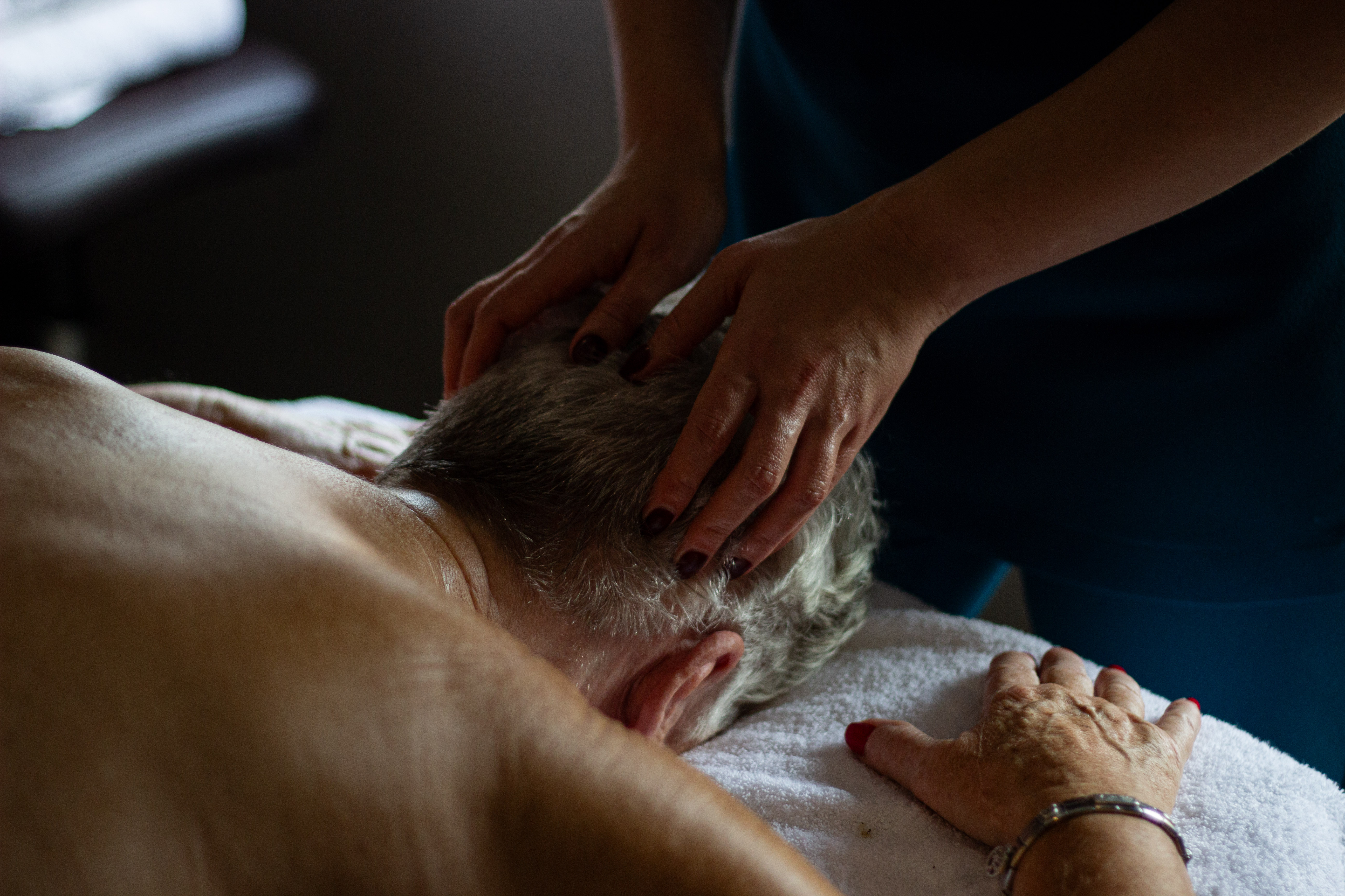 Merry & Mindful Treat | Monday - Thursday