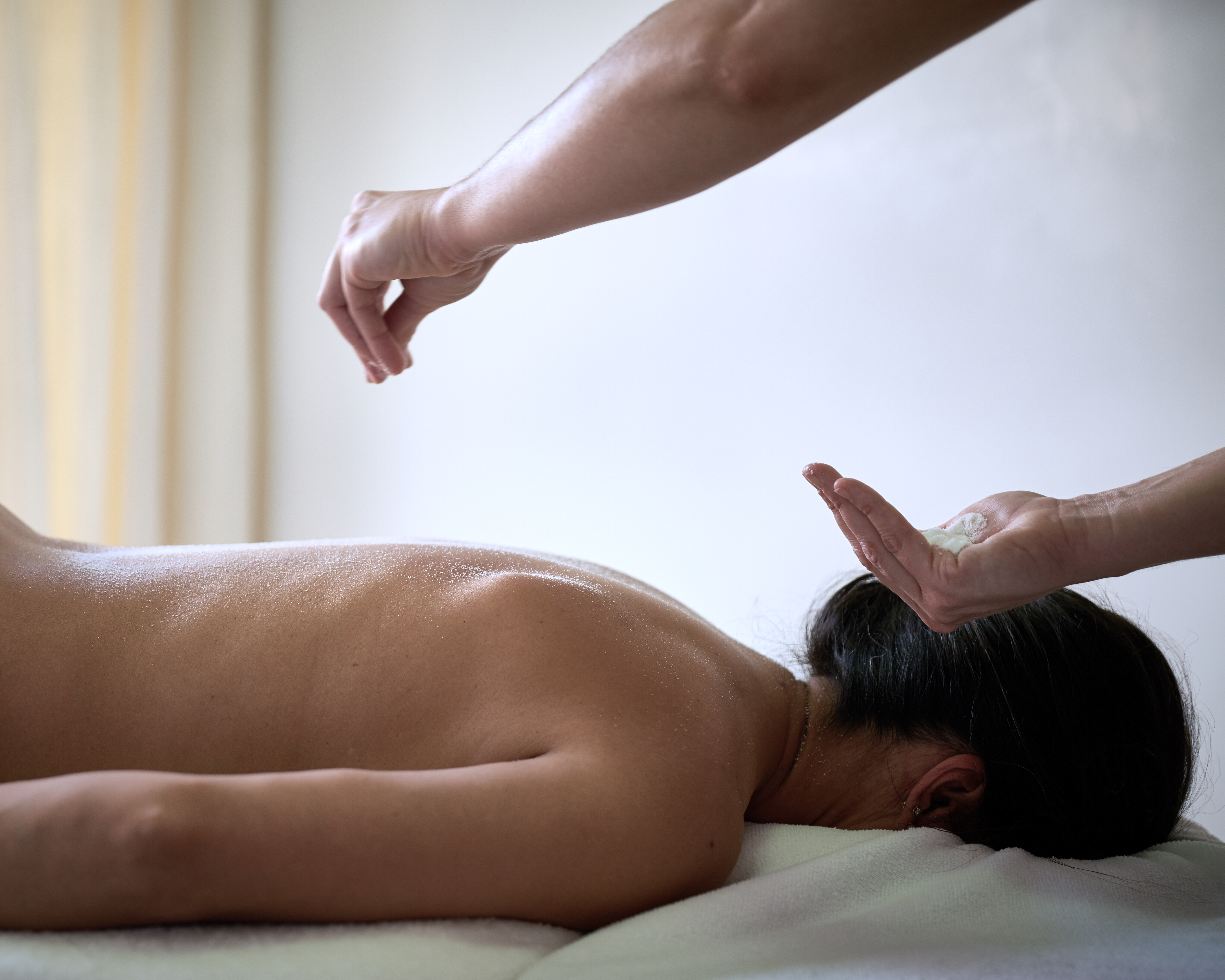 Cleansing Lime And Ginger Salt Scrub | 60 Minutes