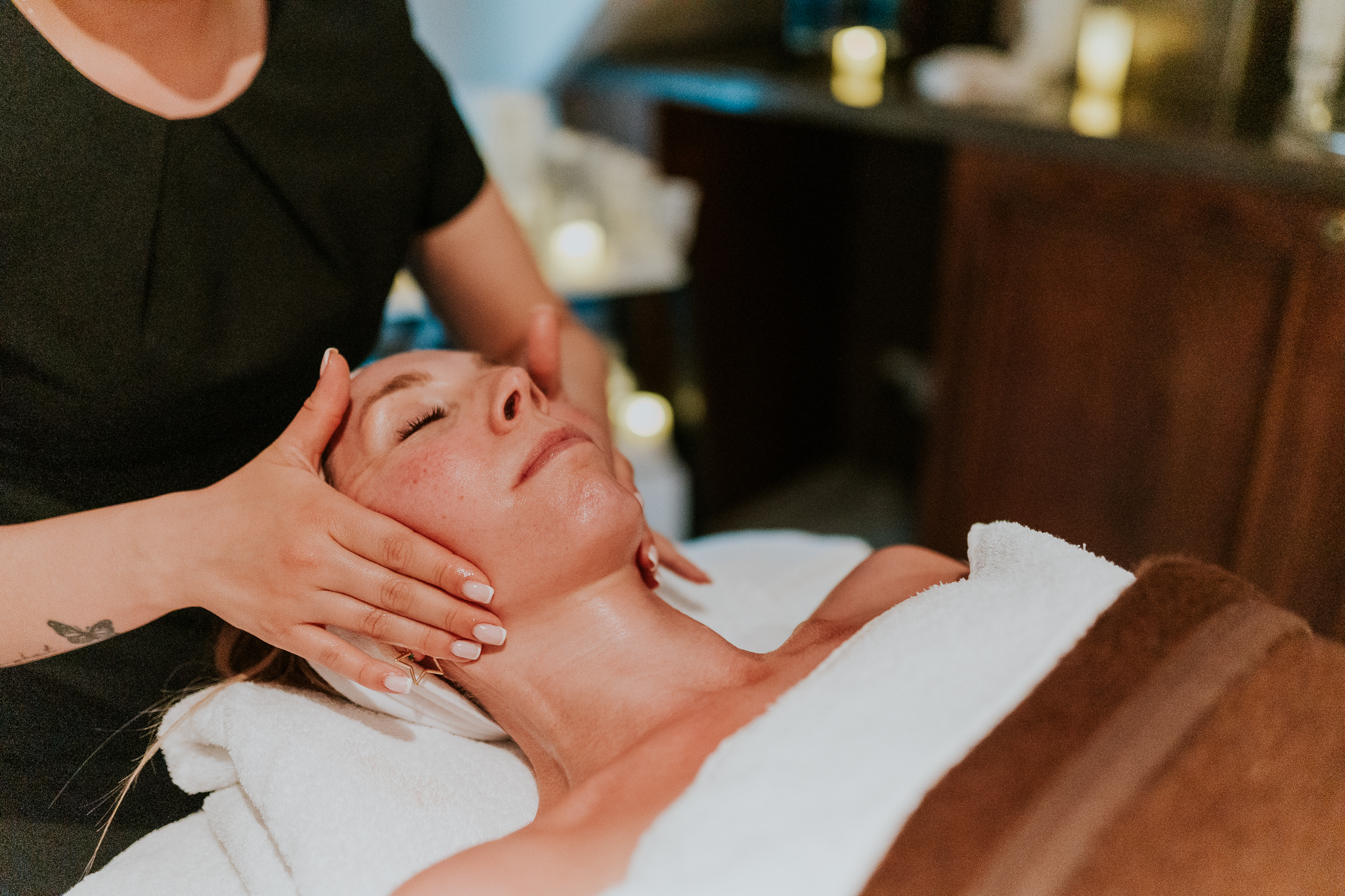 Elemis Expert™ Touch | Renew Facial | 25 Minutes