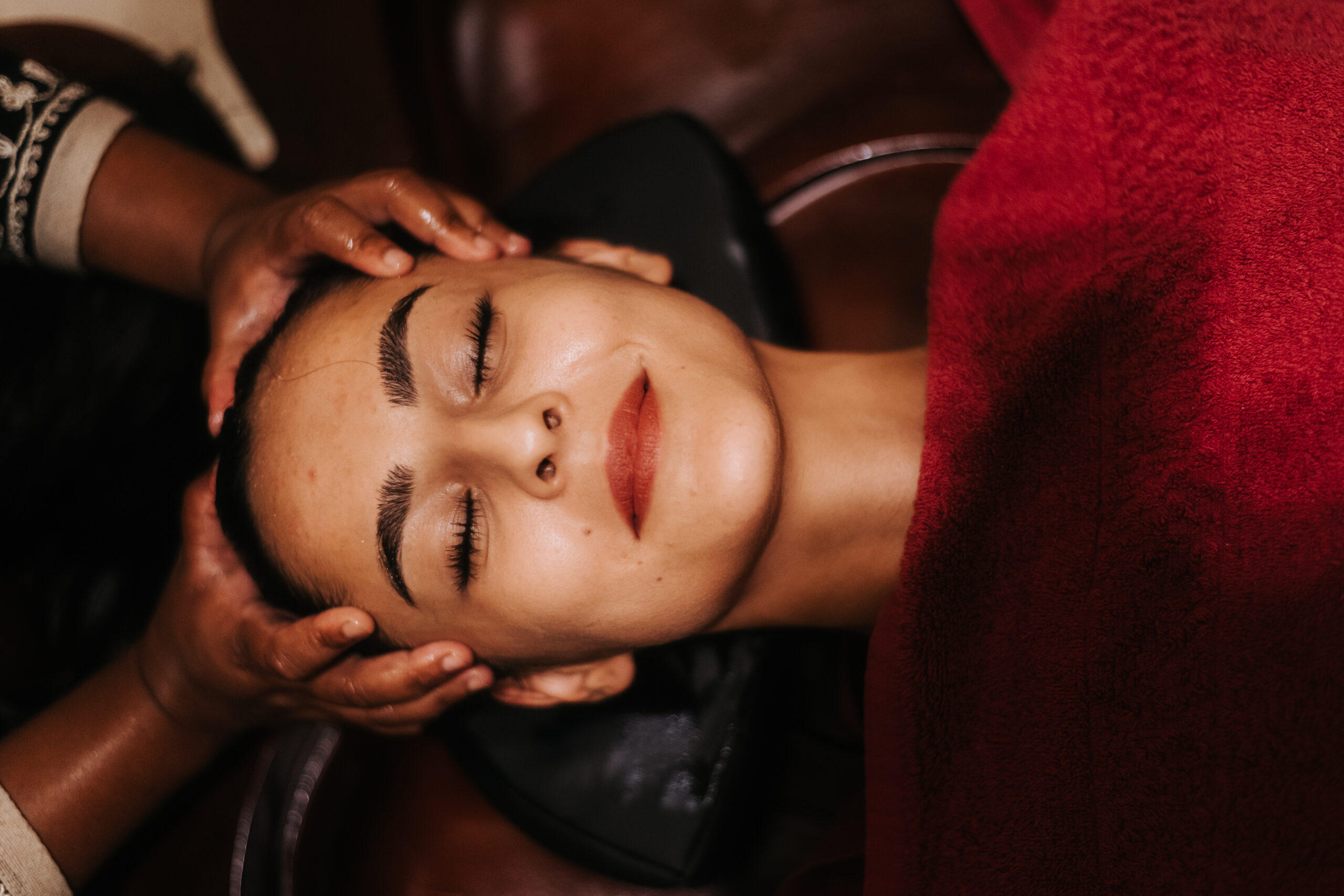 Ayurvedic Head Massage | 25Minutes