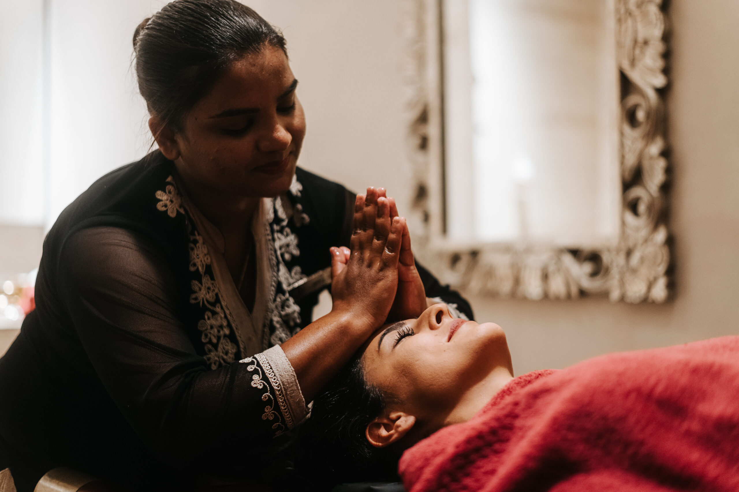 Elemis Pro-Glow Brilliance Facial | 50 Minutes