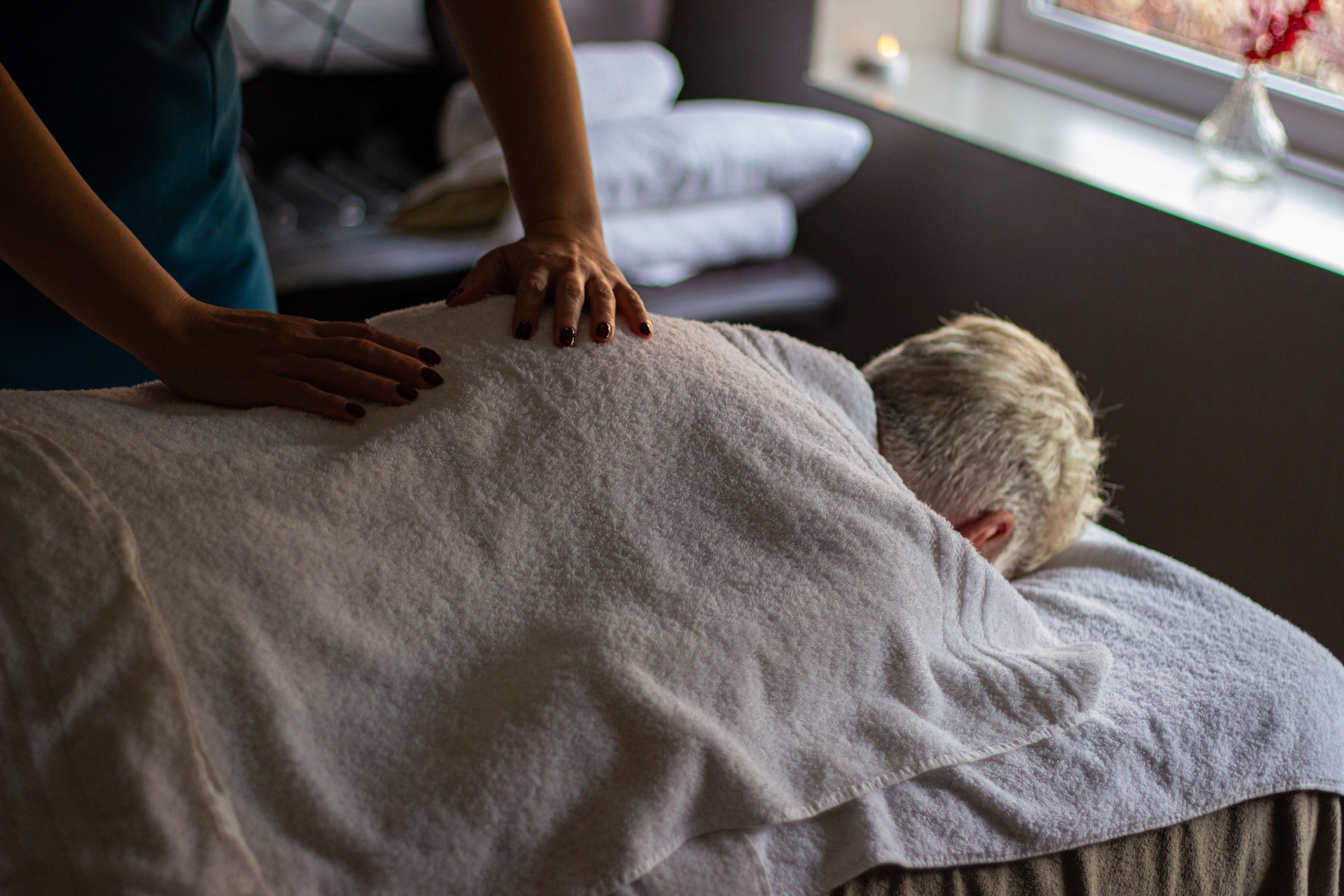 Merry & Mindful Treat | Friday - Sunday