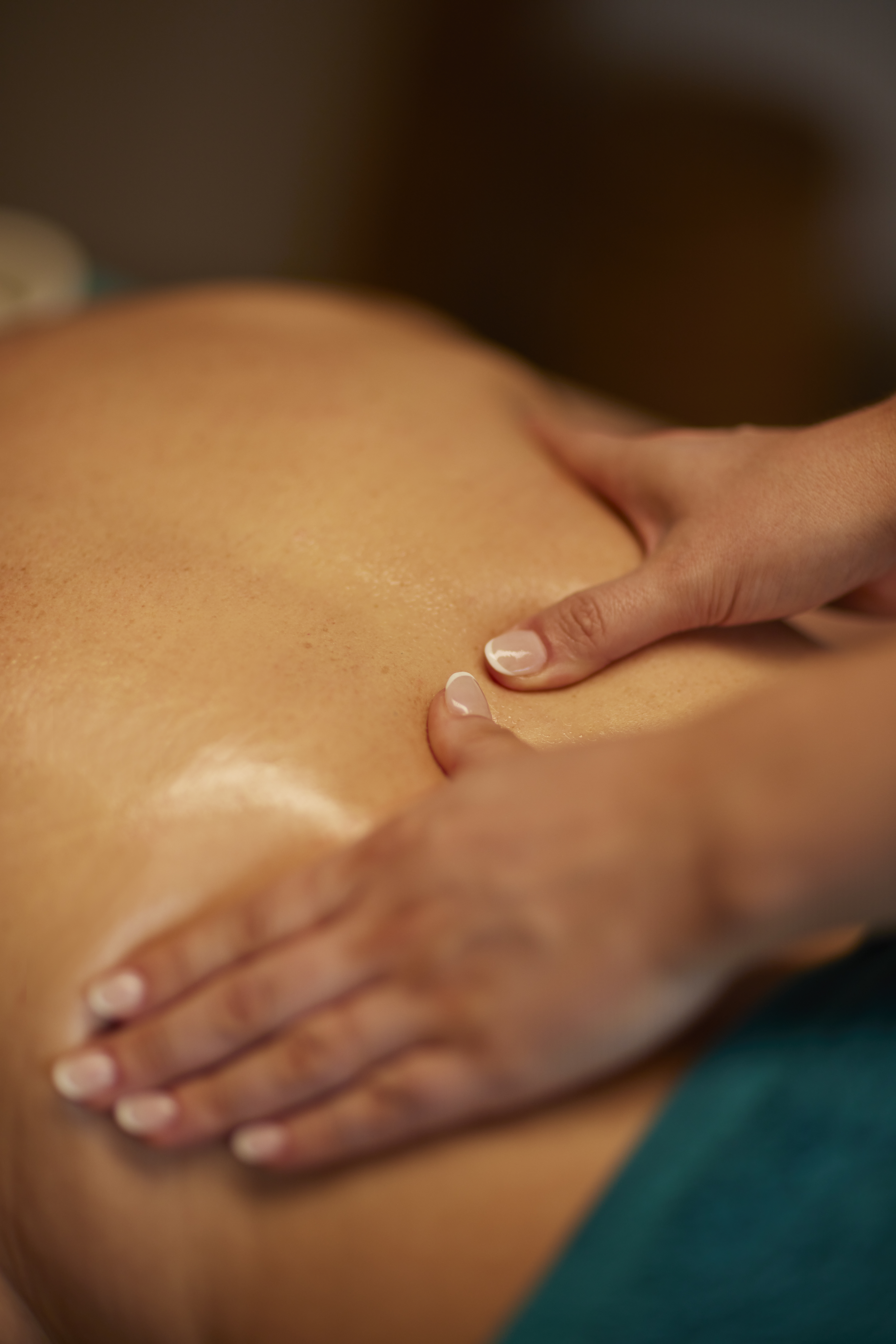 Aromatic Back Massage