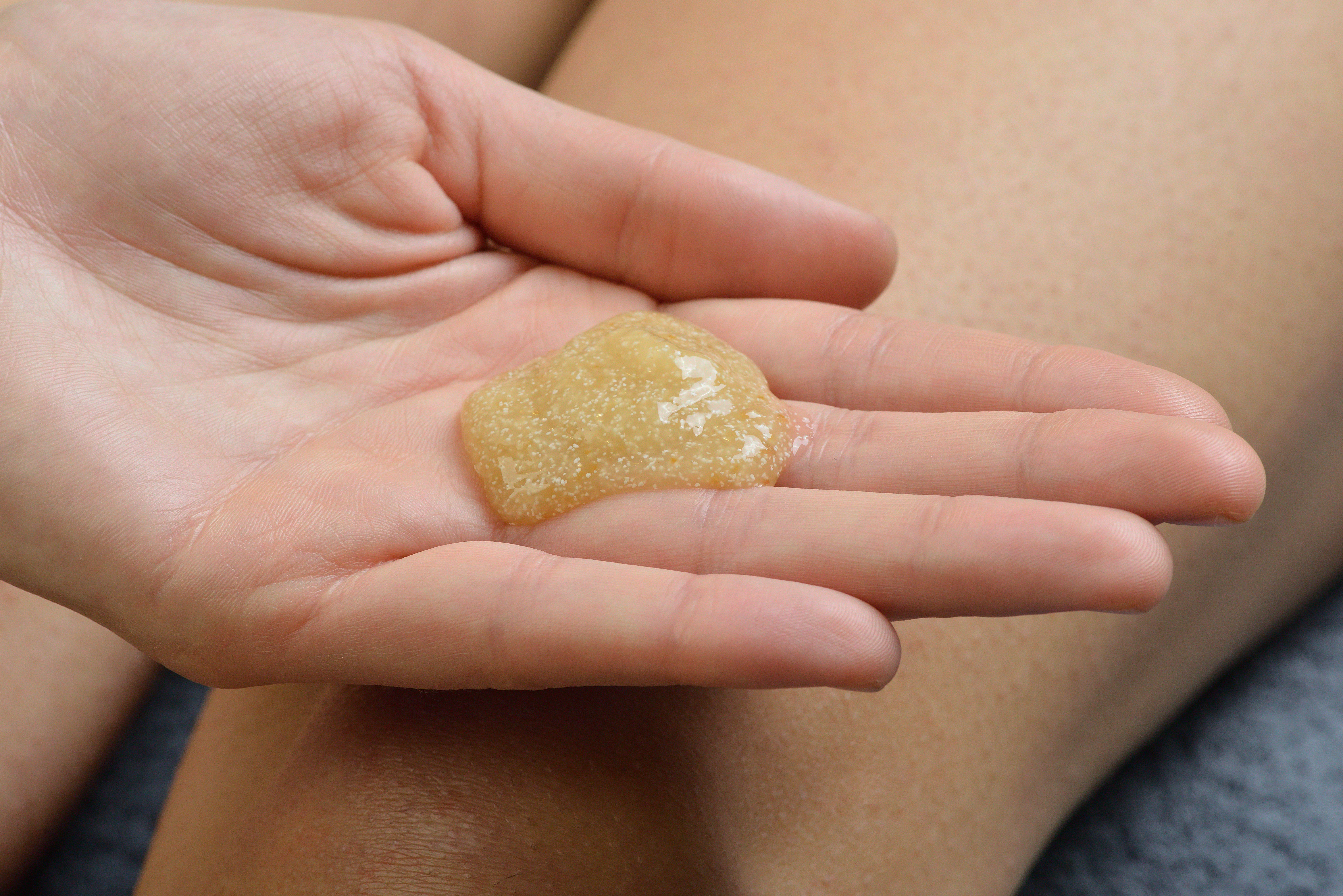 Frangipani Cleansing Salt Scrub