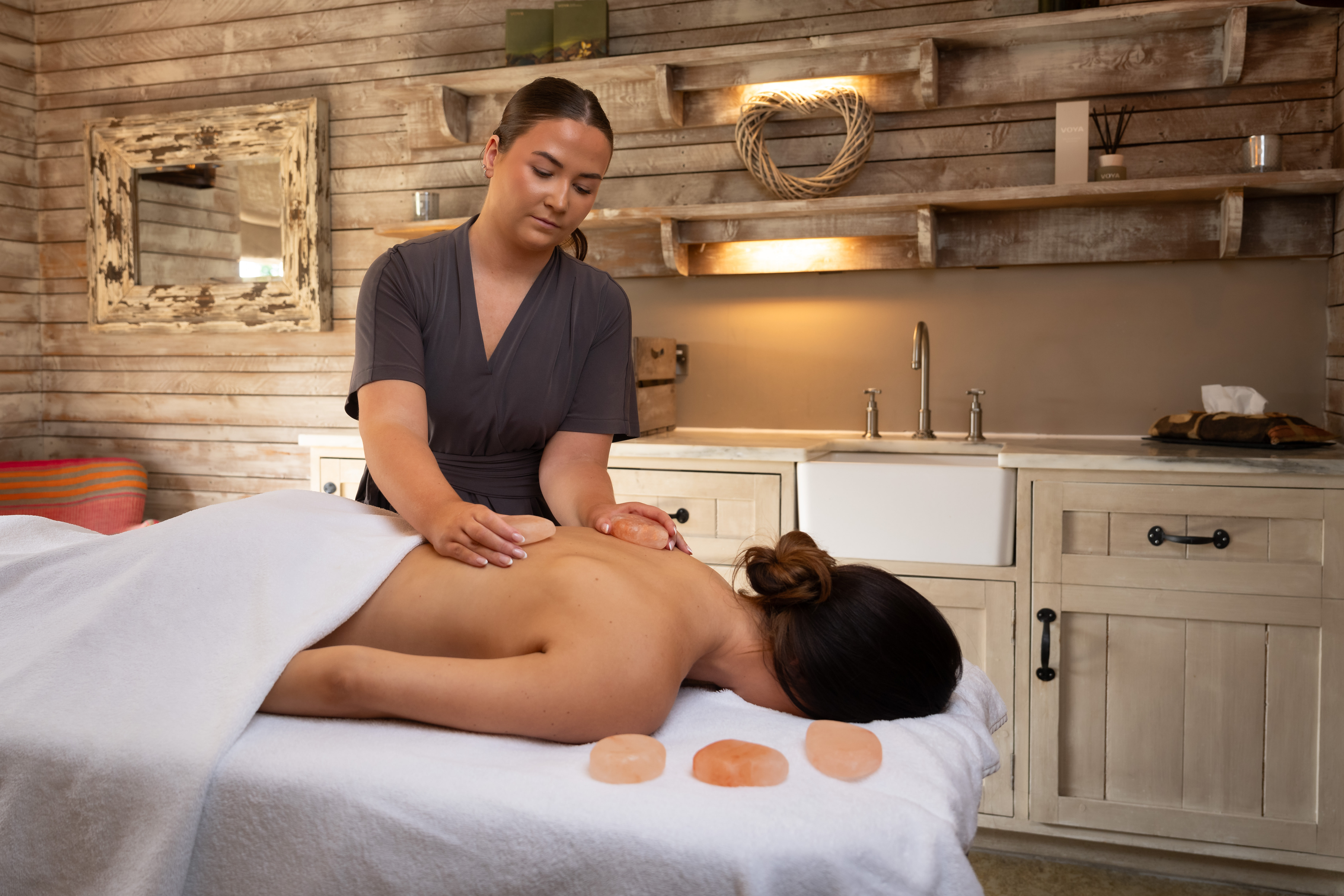 Fletcher's Cottage Himalayan Salt Stone Massage 
