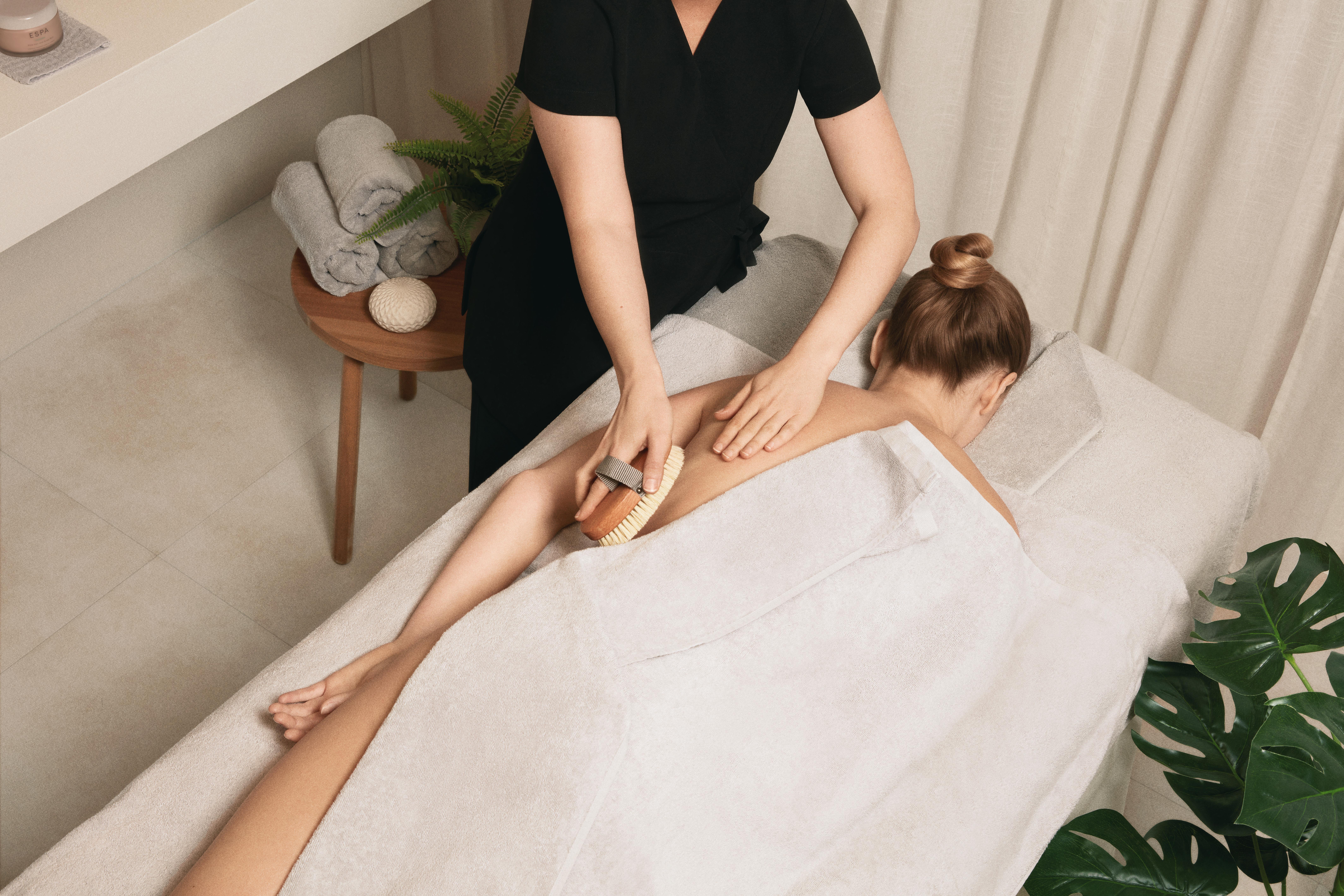 Espa Salt & Oil Scrub | 25 Minutres