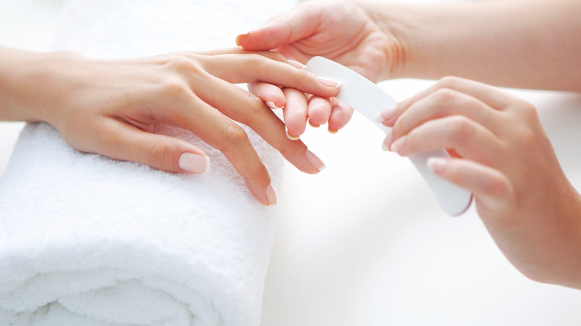 File & Polish Hands | 30 Minutes