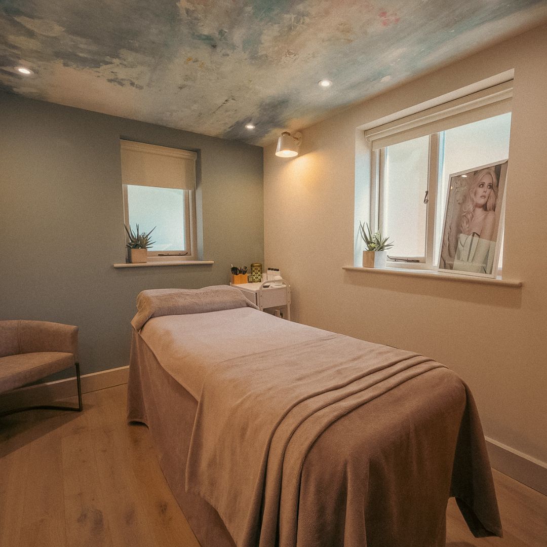 Gentleman's Eyebrow Wax