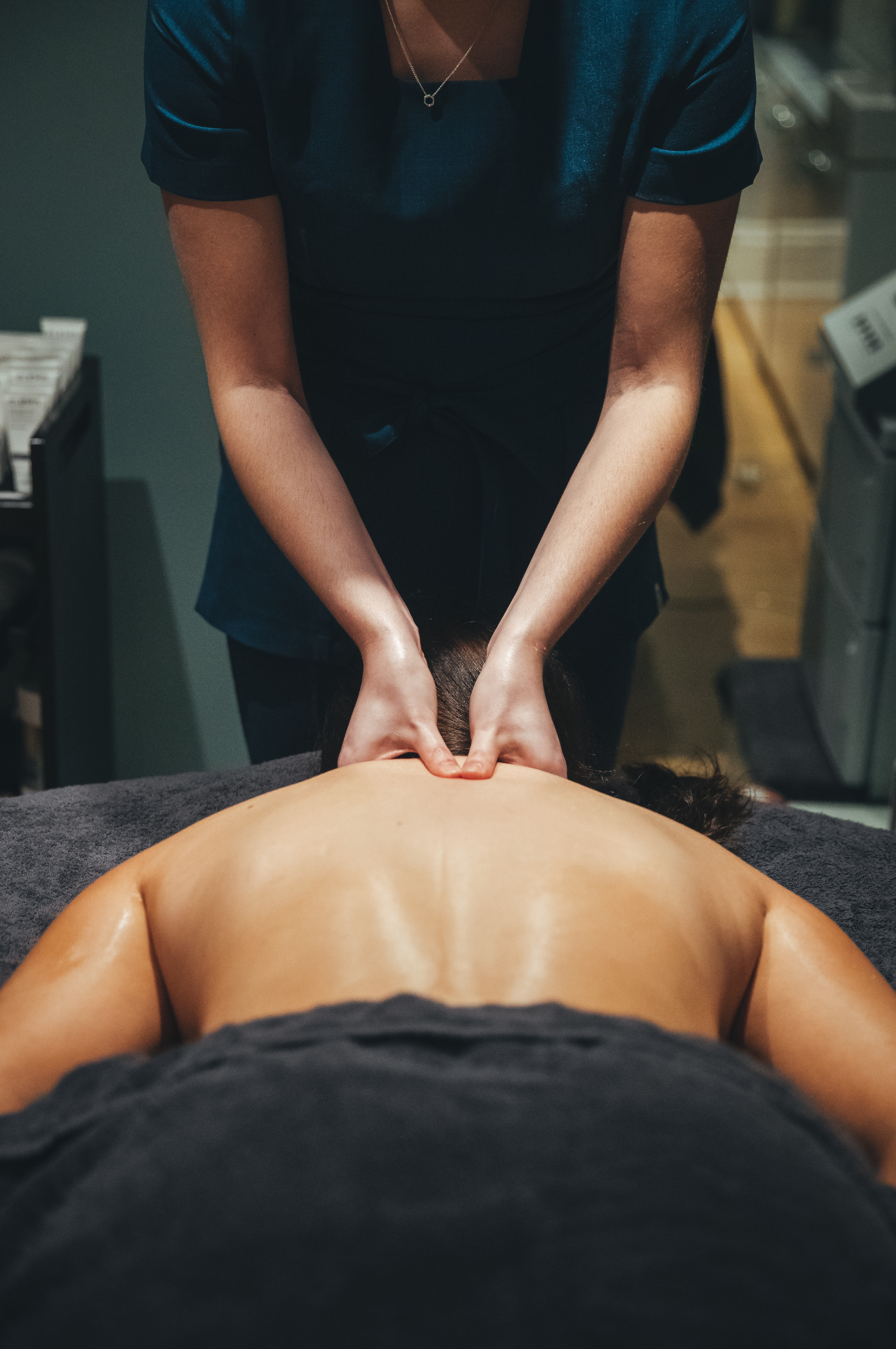 Elemis Full Body & Renewal Booster Facial