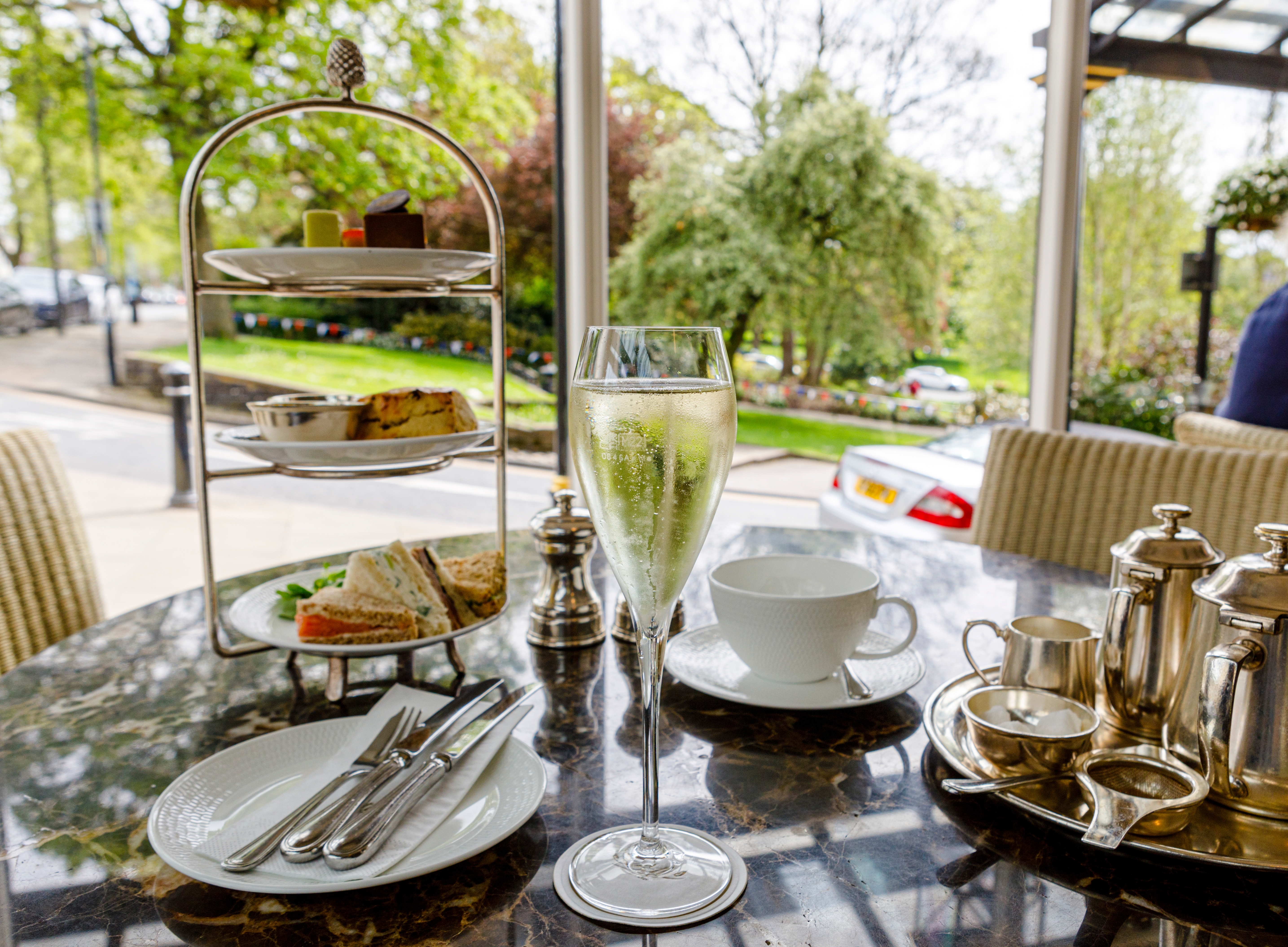 Afternoon Tea & Fizz | Saturday-Sunday