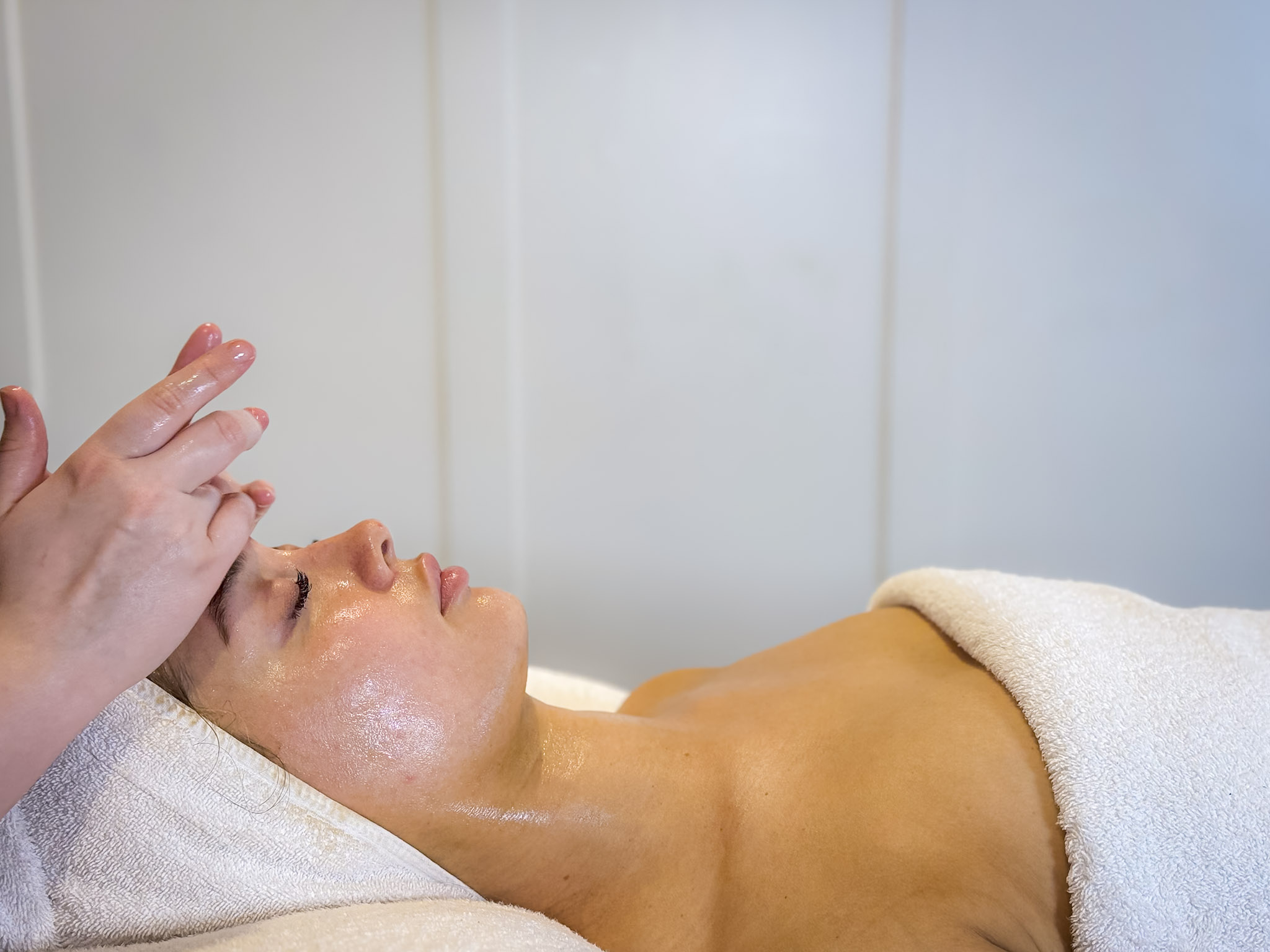 Spring Mid Week Bliss Offer 