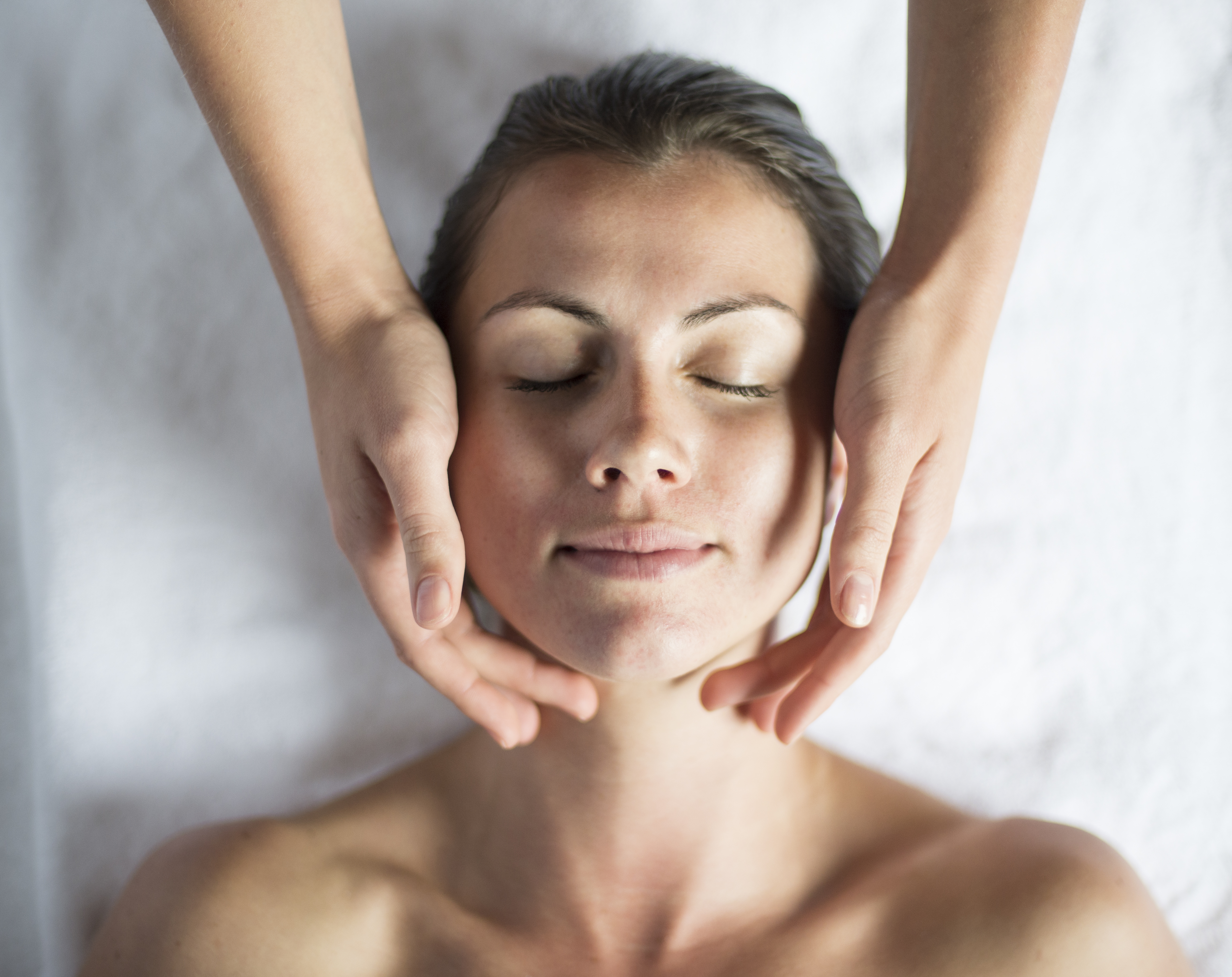 TEMPLESPA | All About the Glow – Radiance Facial | 30 Minutes