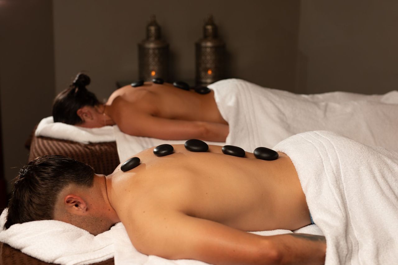 Ishga Hot Stone Massage | 55 Minutes