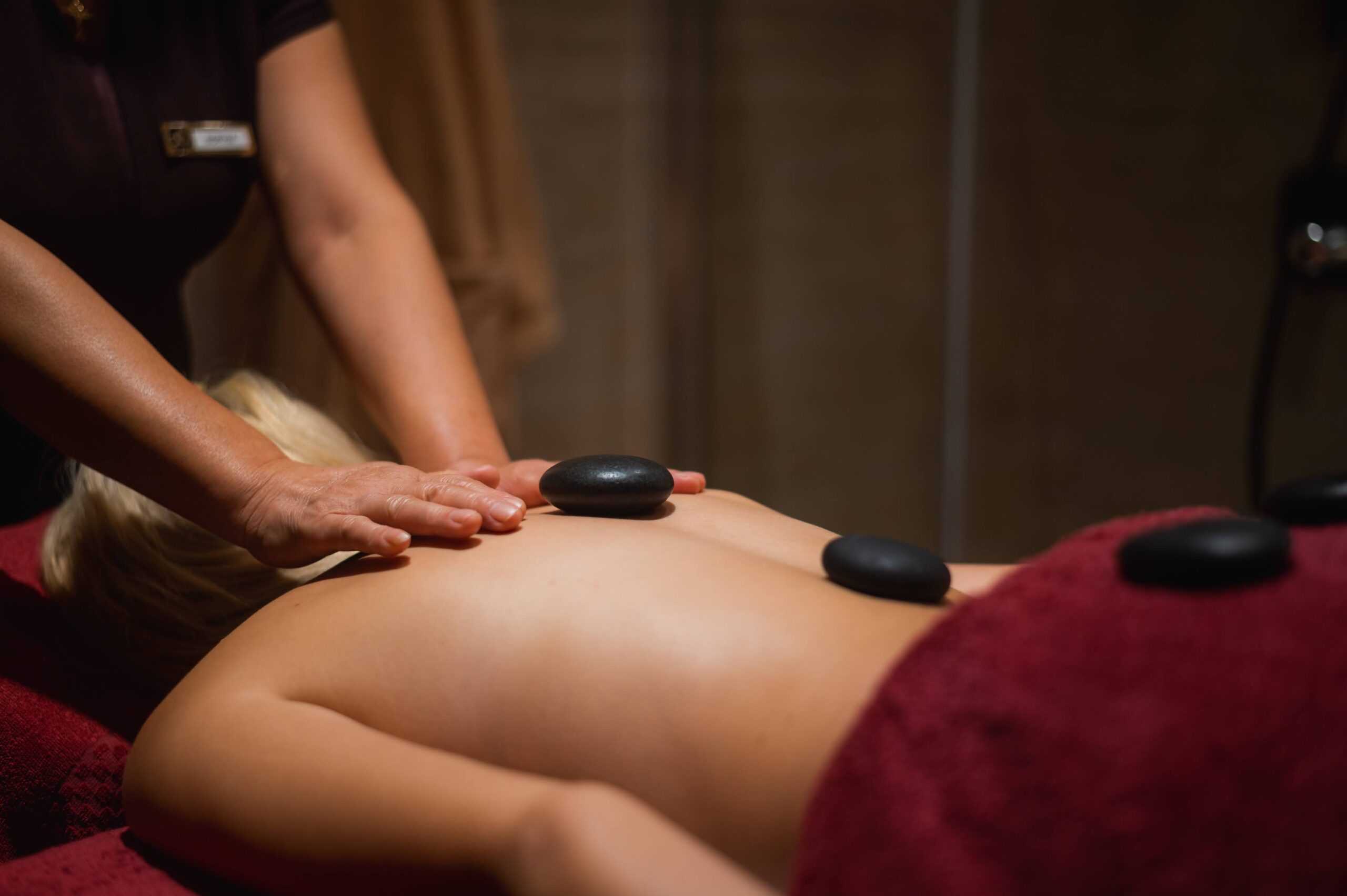 Hot Stone Massage 50Minutes
