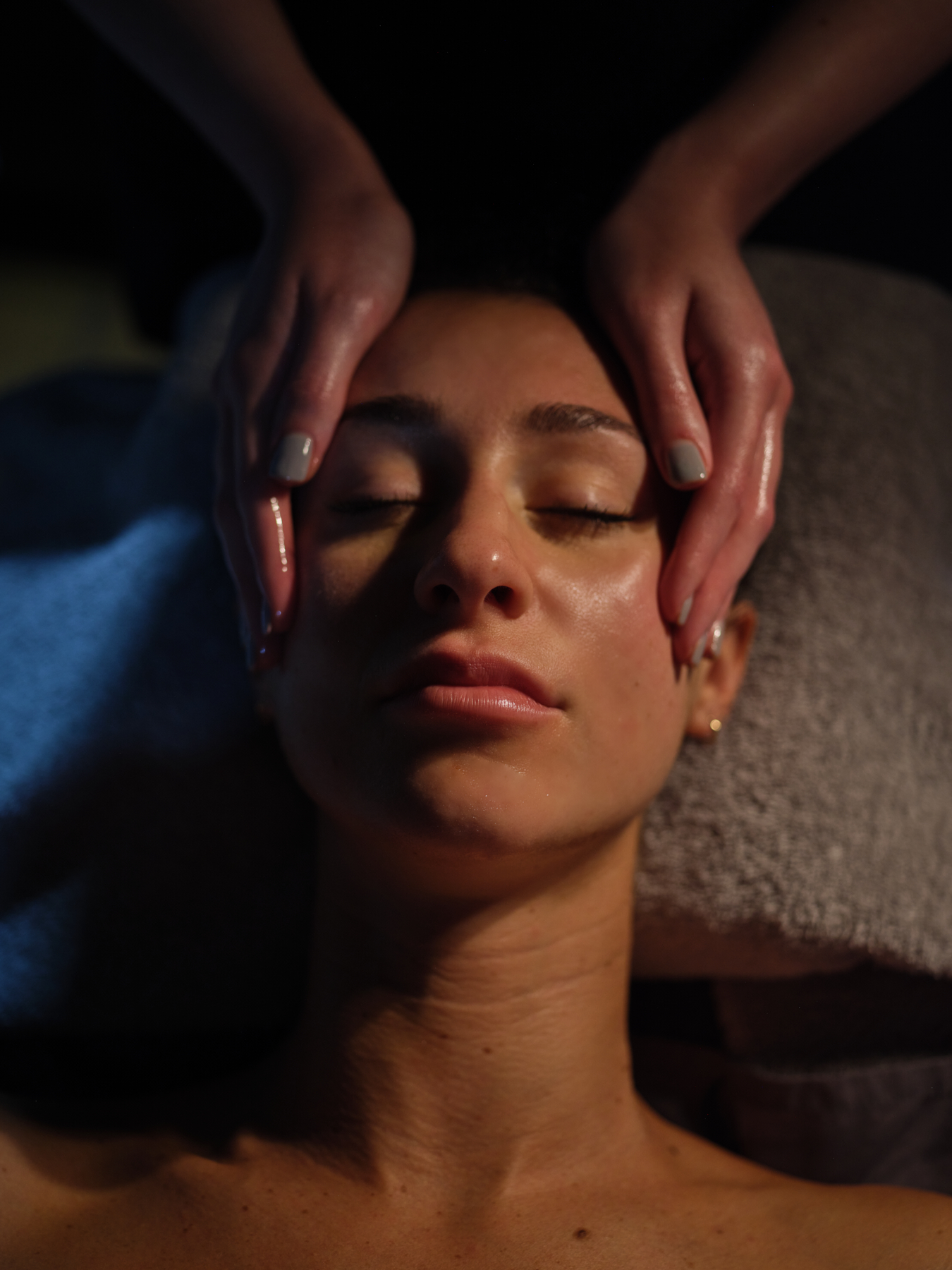 Elemis Expert Touch: Renew Facial | 65 Minutes