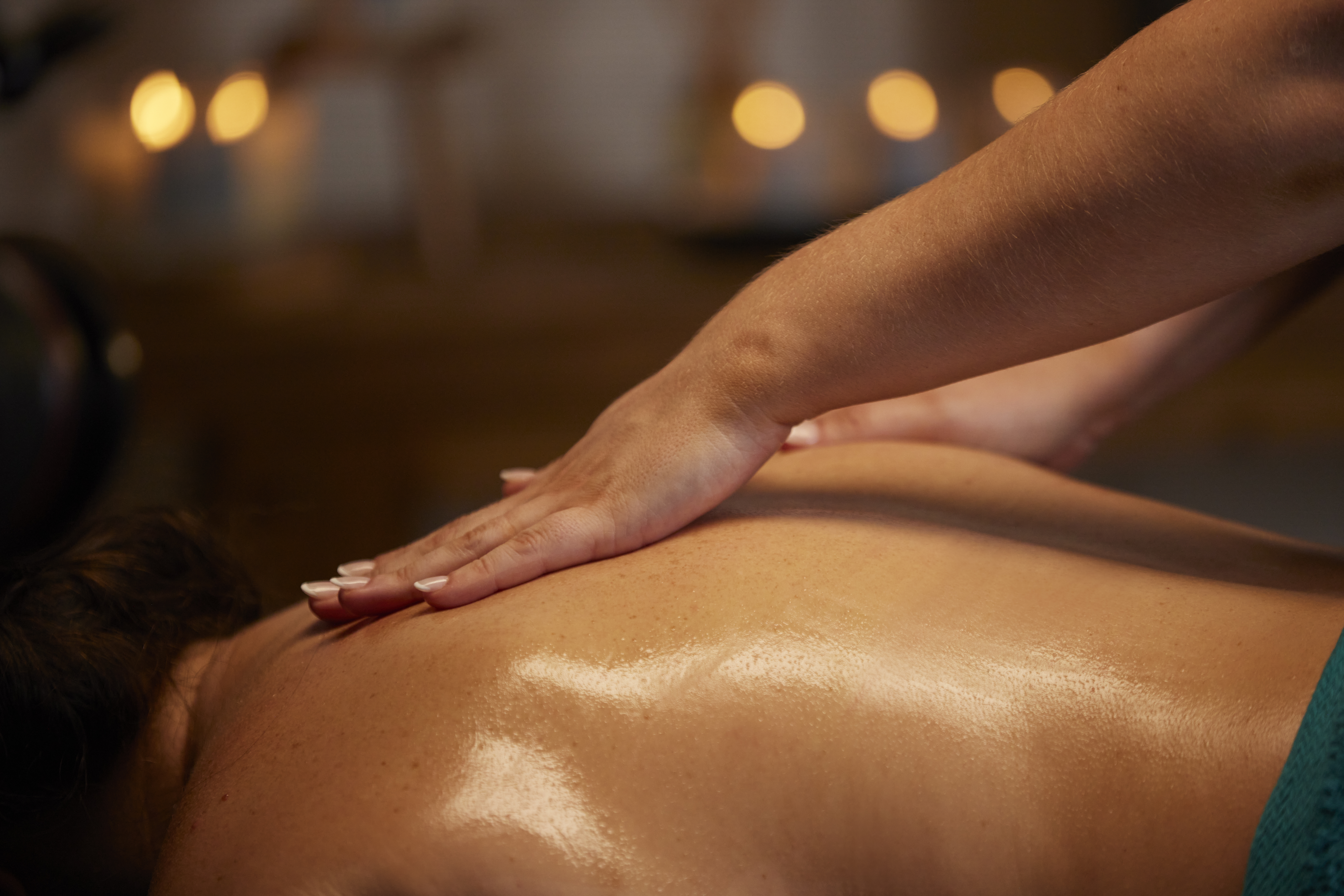 Aromatic Full Body Massage