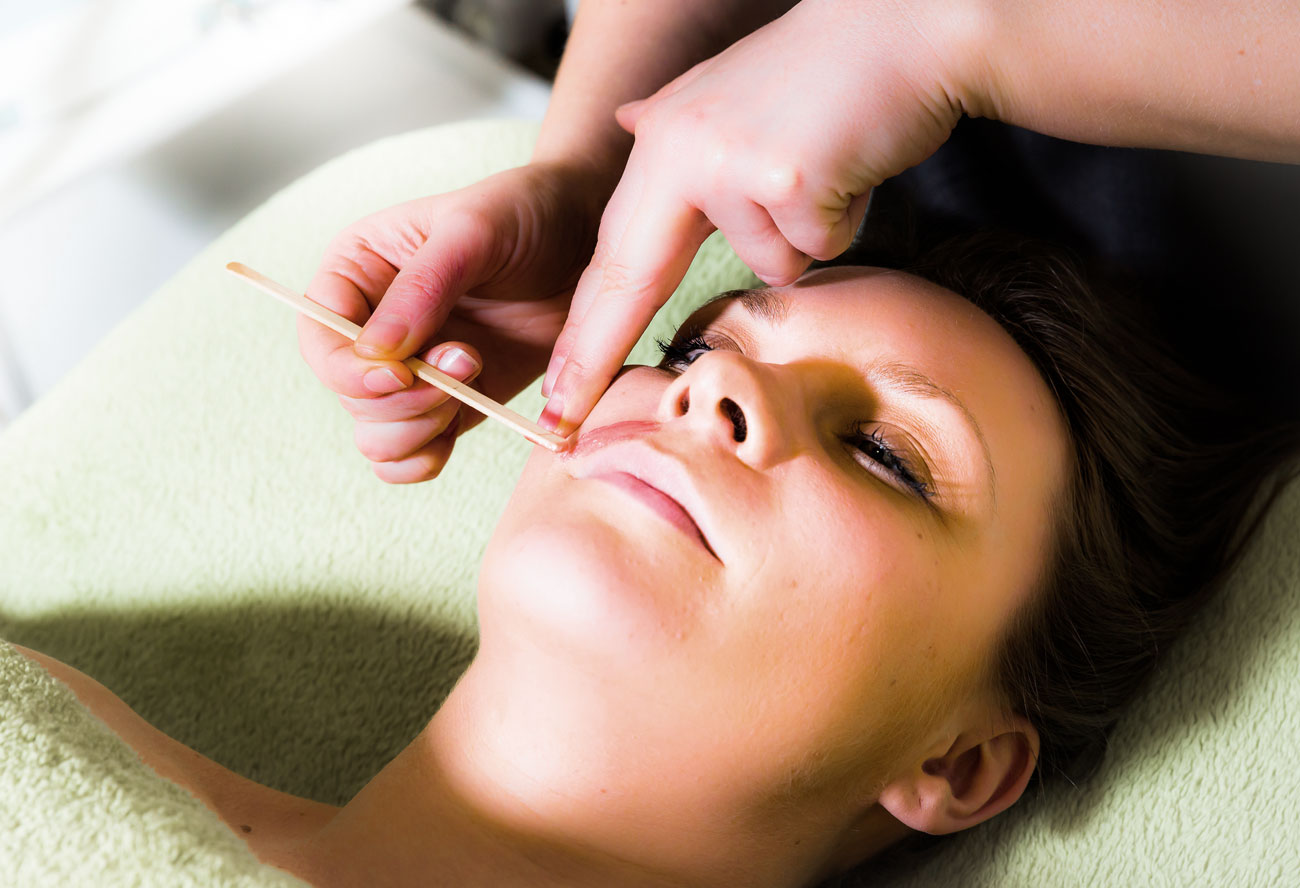 Eyebrows, Lip & Chin | 25 Minutes