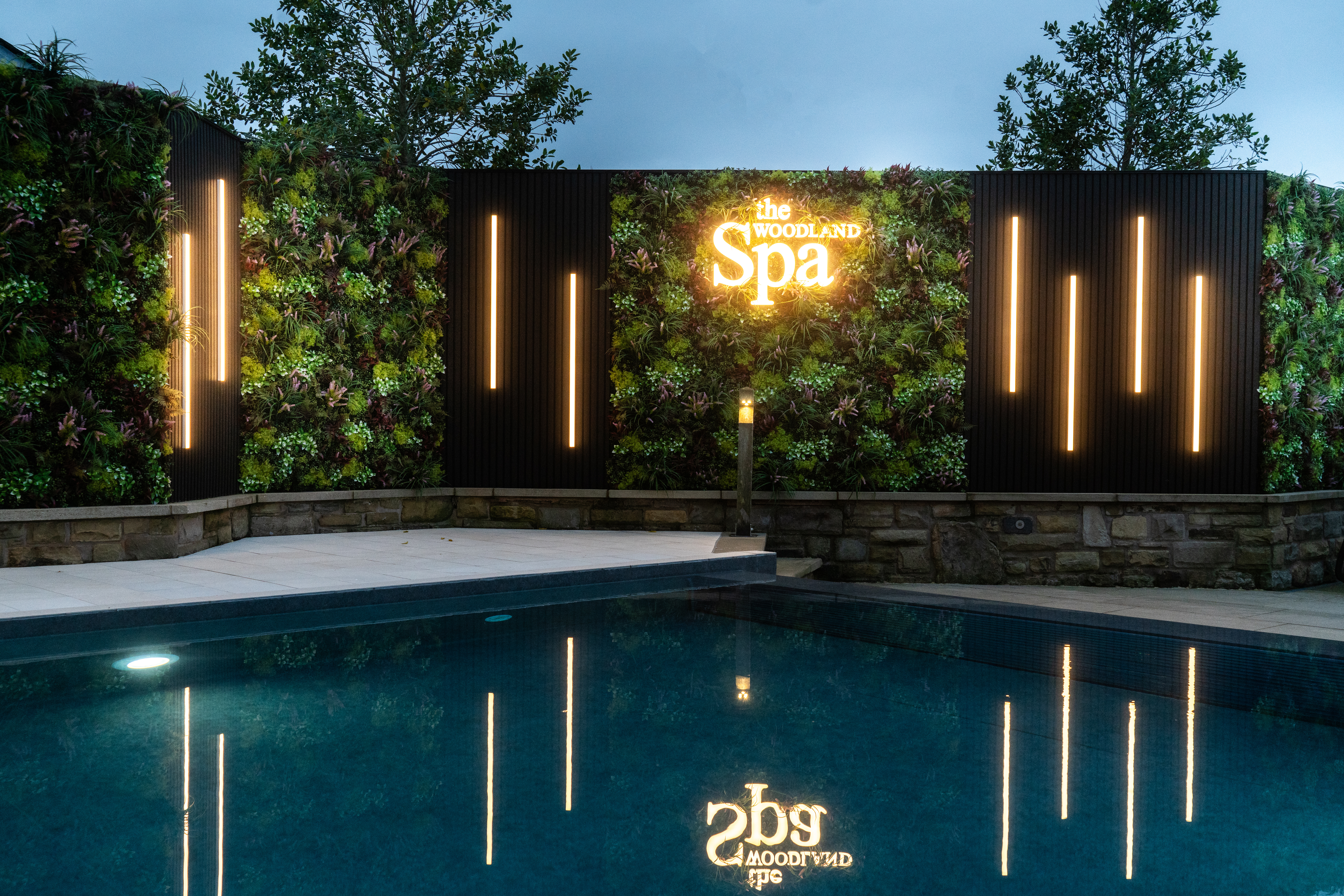 Twilight Experience | Monday - Thursday