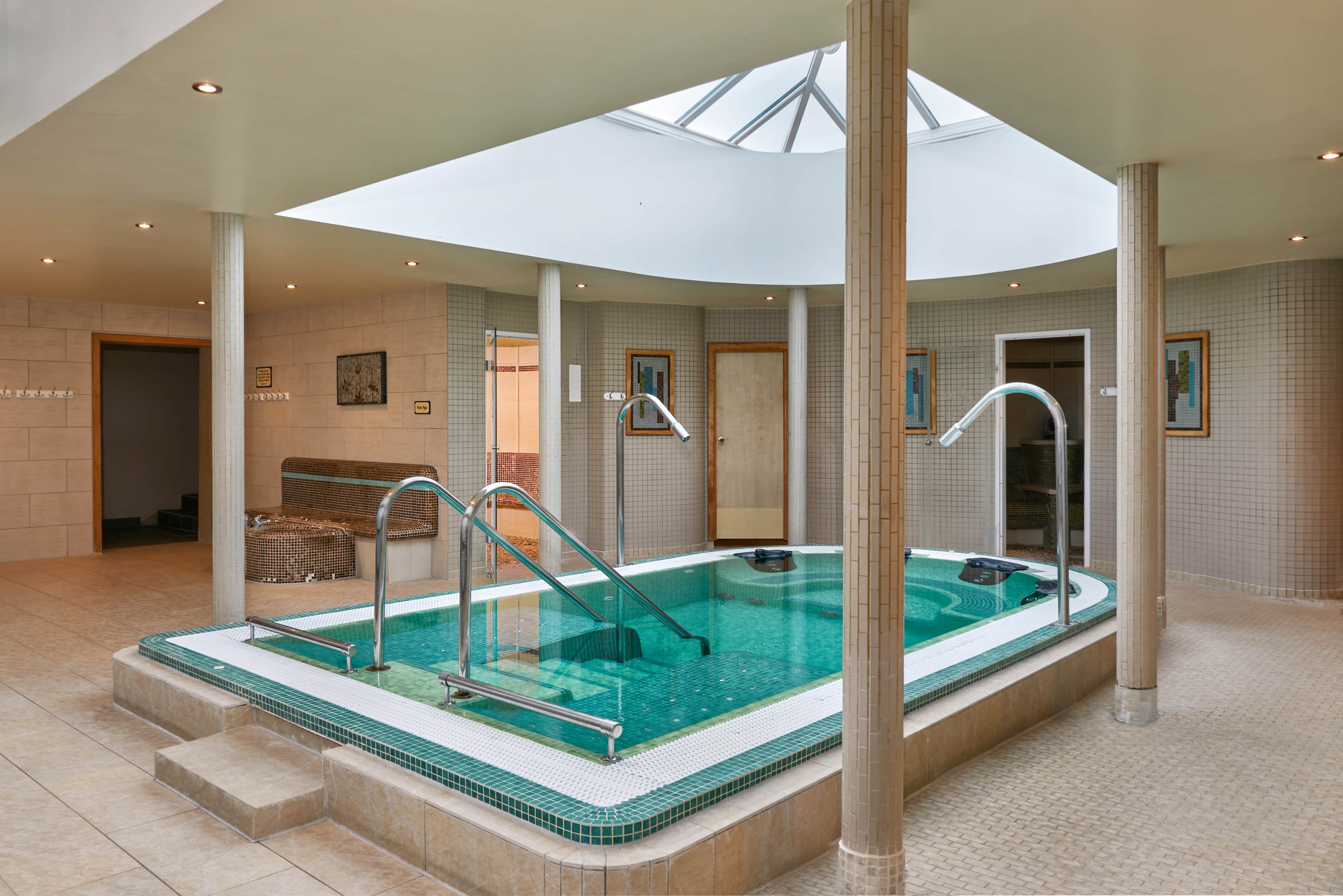 Twilight Discovery Spa.  Monday to Thursday